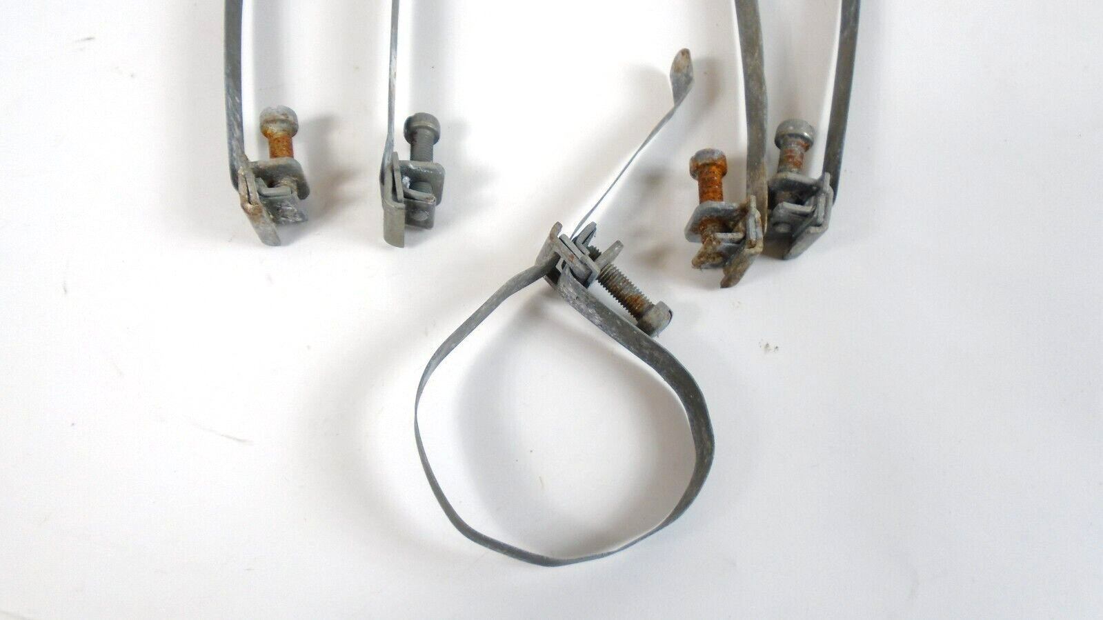 Murray Wrap Seal No. 50-WS Hose Clamps, Fits 1-3 1/2 Inch OD hoses NOS (QTY 5)