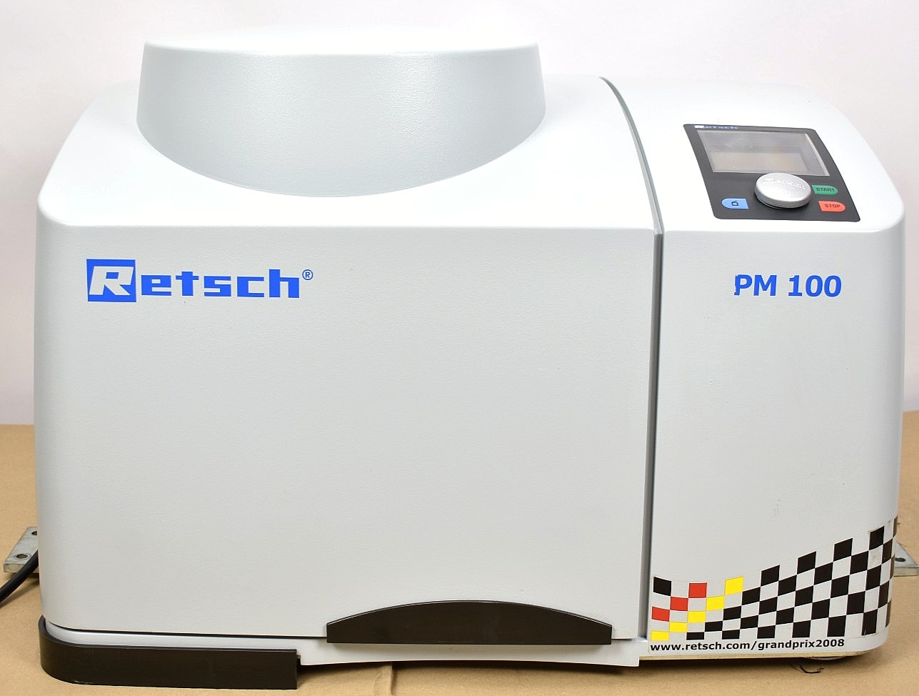 Retsch GmbH PM100 Planetary Ball Mill Lab Grinder 20.540.0003 LOW HOURS - READ!!