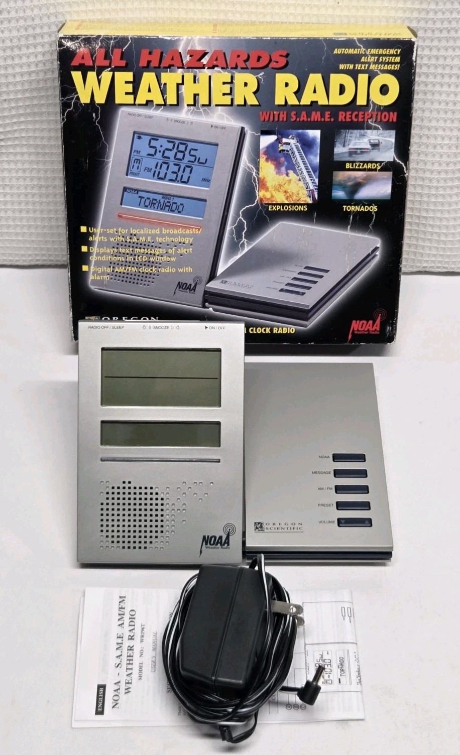 Oregon Scientific WR196T NOAA Weather Radio SAME Alert Clock Radio Tested w/ Box