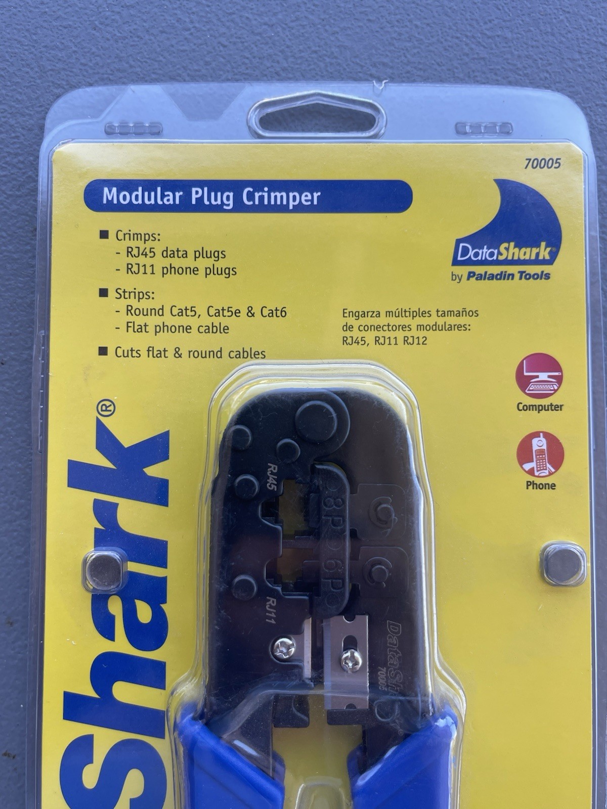 DataShark Modular Plug Crimper Cuts and Strips Data & phone Cable Model 70005
