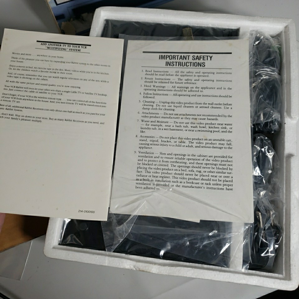 NOB Vtg. Rabbit VCR Multiplying System Model TR-7000, Appears It's a Failed Gift