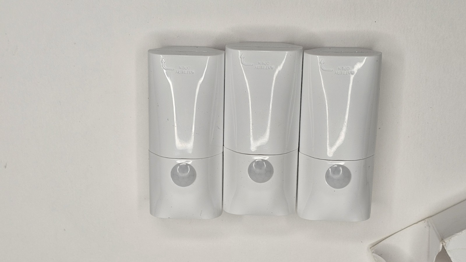 (1) NYCE NCZ-3041-HA ZigBee Wall Mounted Motion Sensor Smart Home open box!!