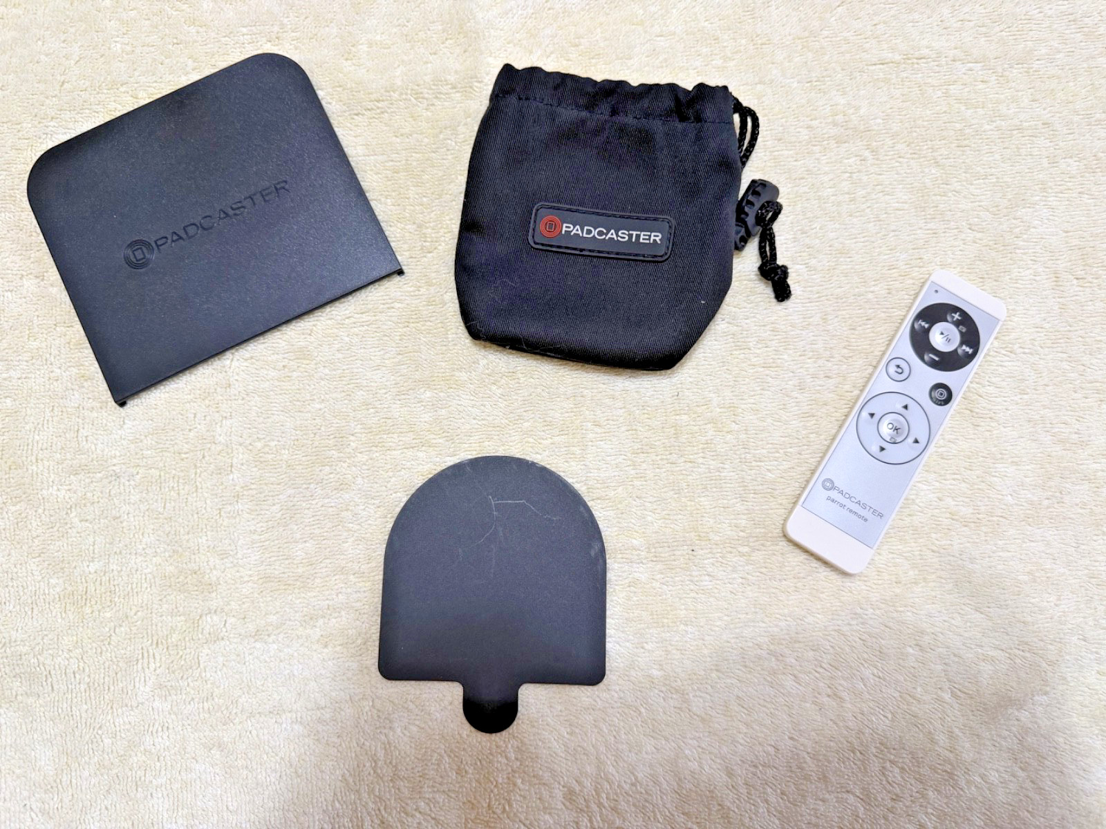 Parrot Padcaster Teleprompter with rings and remote
