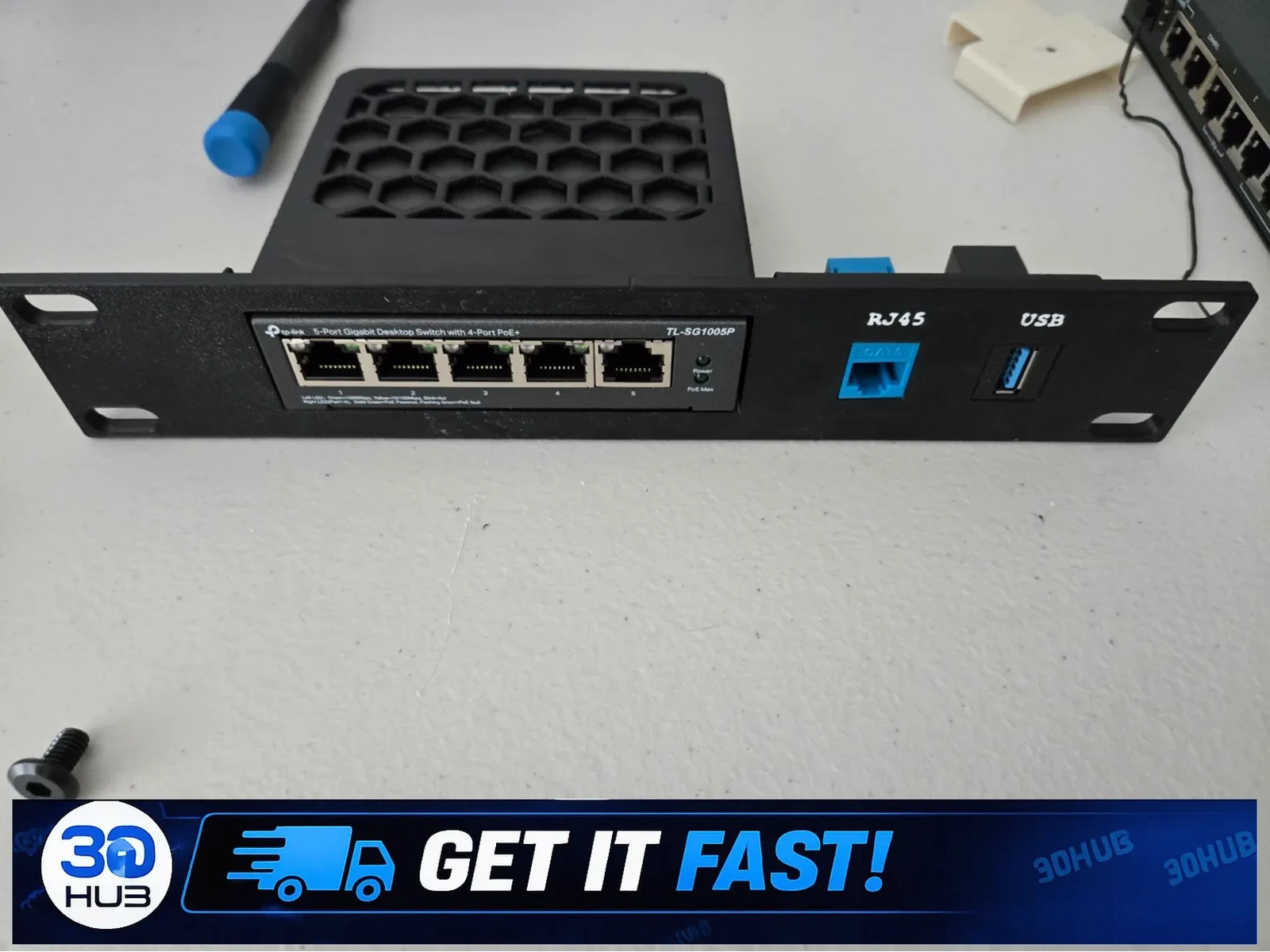 TP-Link SG1005P 1U Rack Mount - Keystone Port Panel