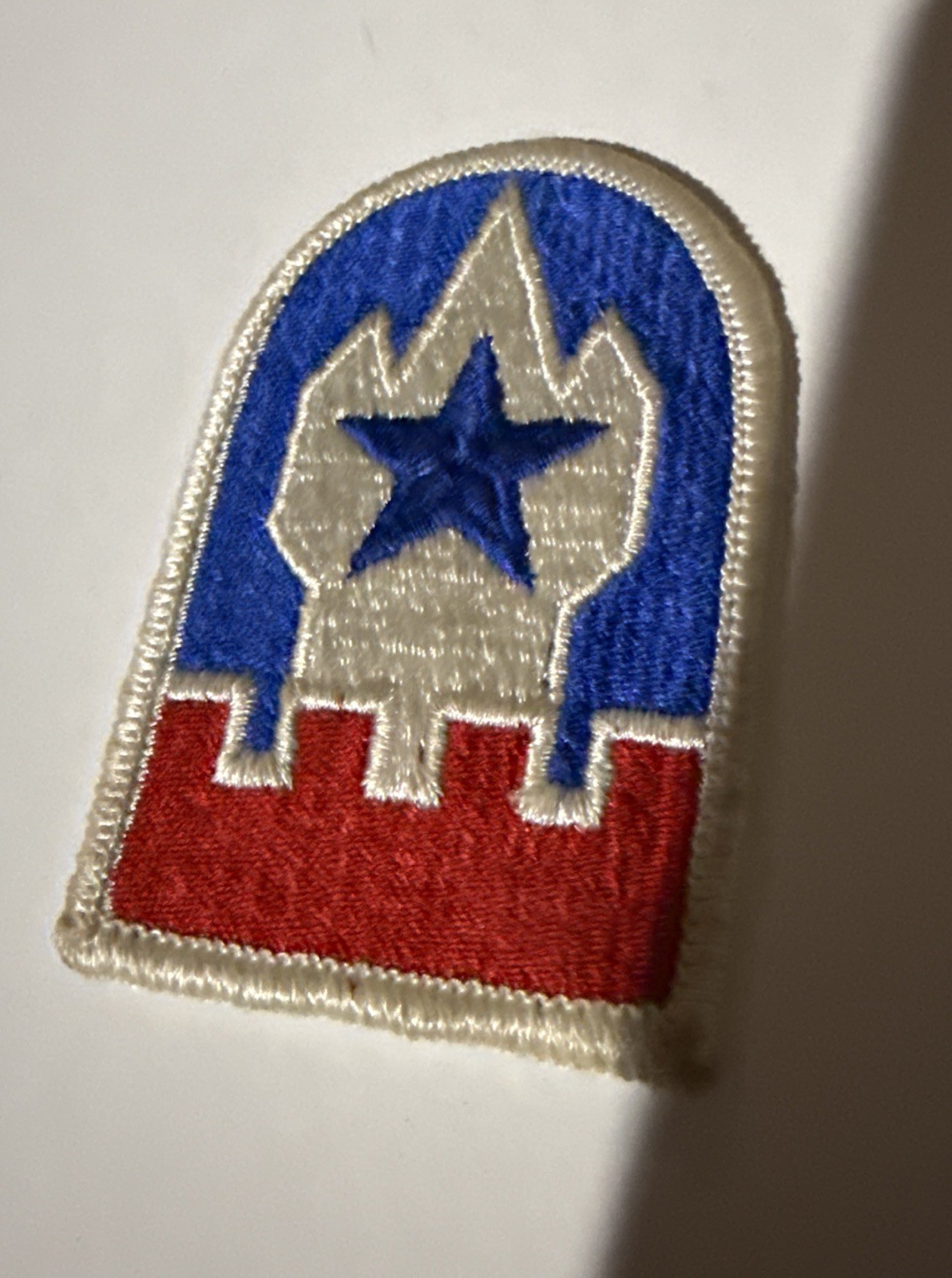 VIETNAM ERA  PATCH U.S. ARMY ENGINEERS COMMAND EUROPE 1968-76 COLOR MERROW PATCH
