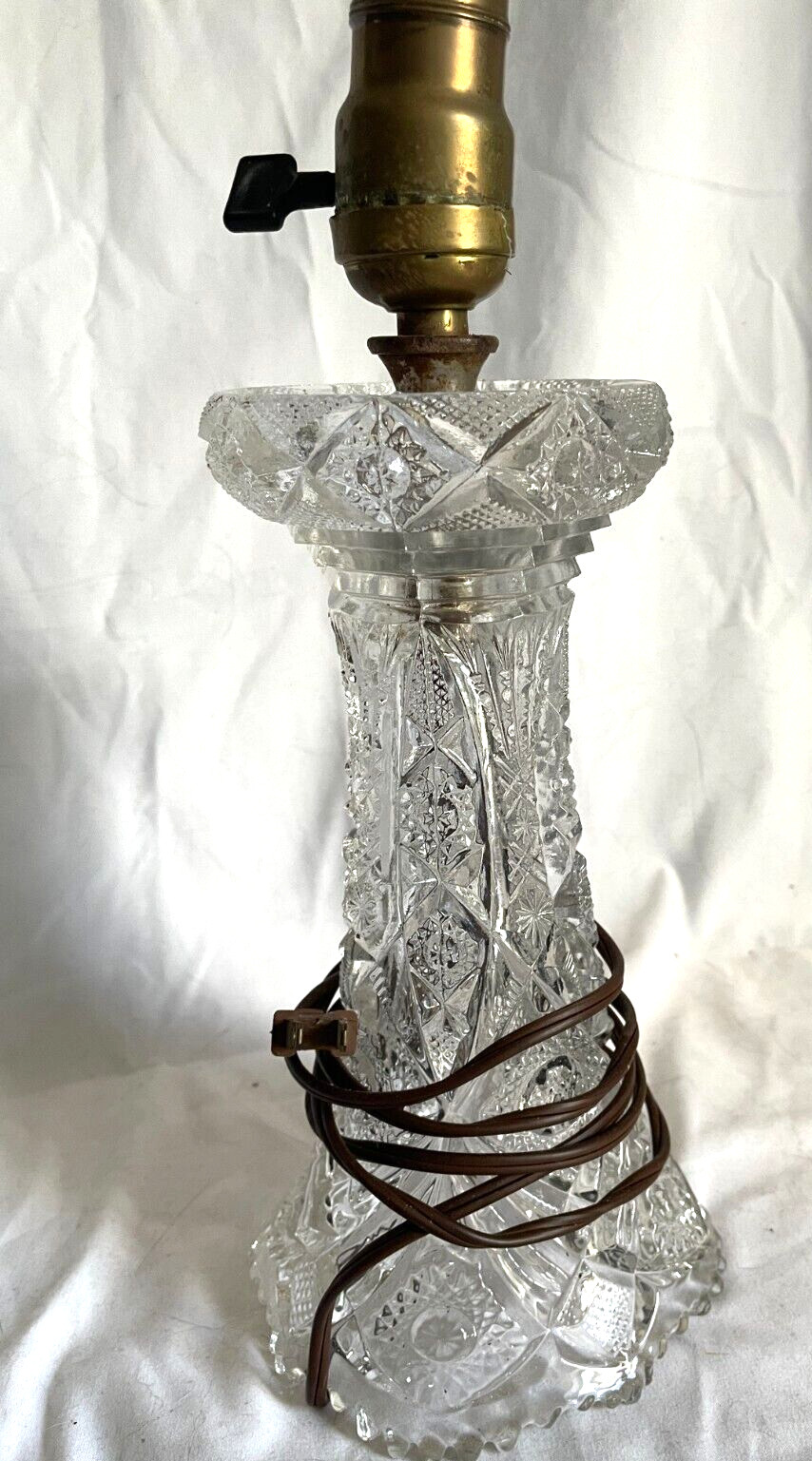 VINTAGE ANTIQUE EAPG PRESSED GLASS LAMP BASE MINT COND NO CHIPS - FREE SHIP