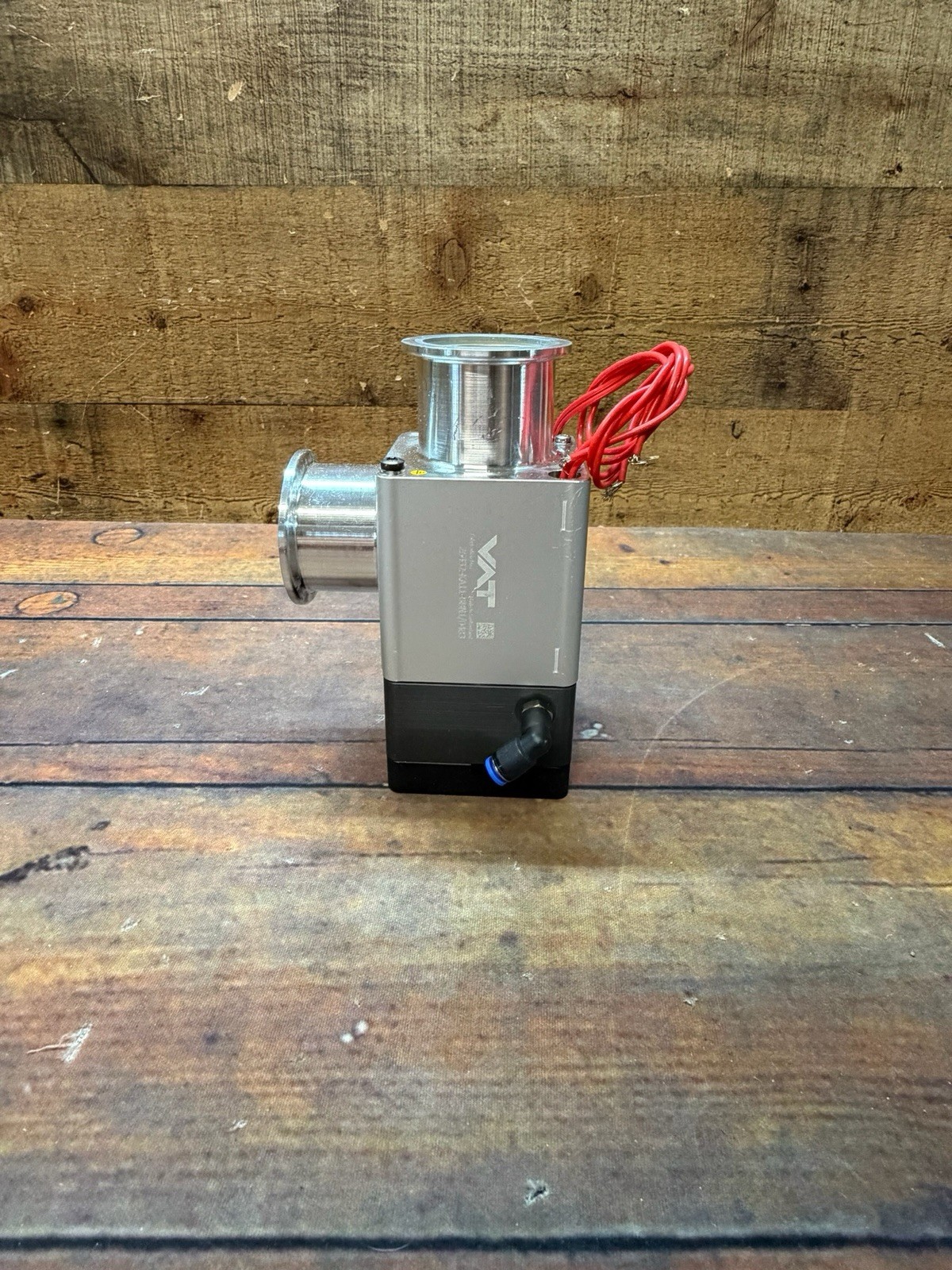 VAT 26432-KA11 Pneumatic Vacuum Gate Valve KF Flange Switzerland