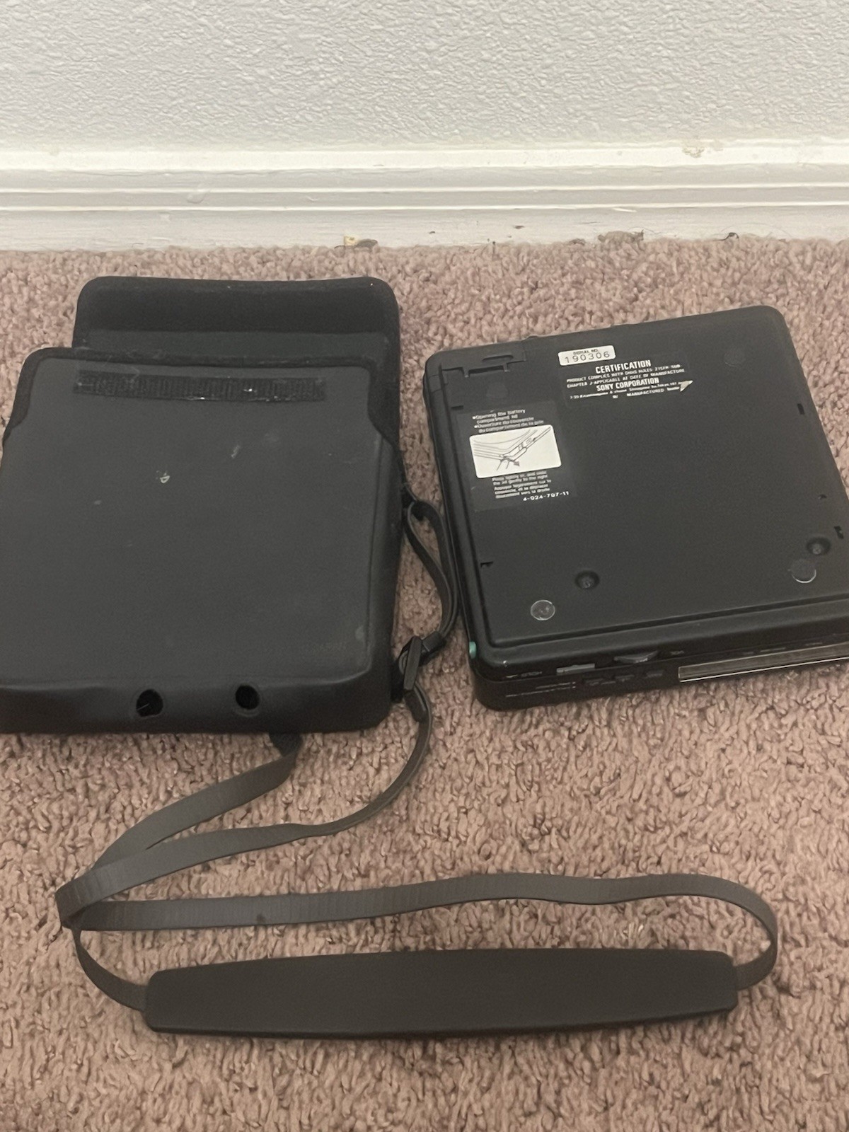 Sony Compact Disc Player D-4 Untested