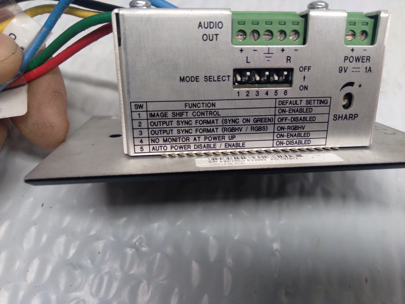 Inline CIA114 Installation High Performance Video AudioComputer Interface Black