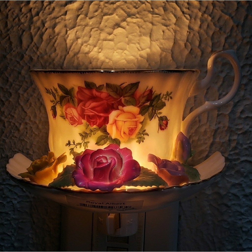 Royal Albert Old Country Roses Teacup Night Light Bone China Nightlight Cup