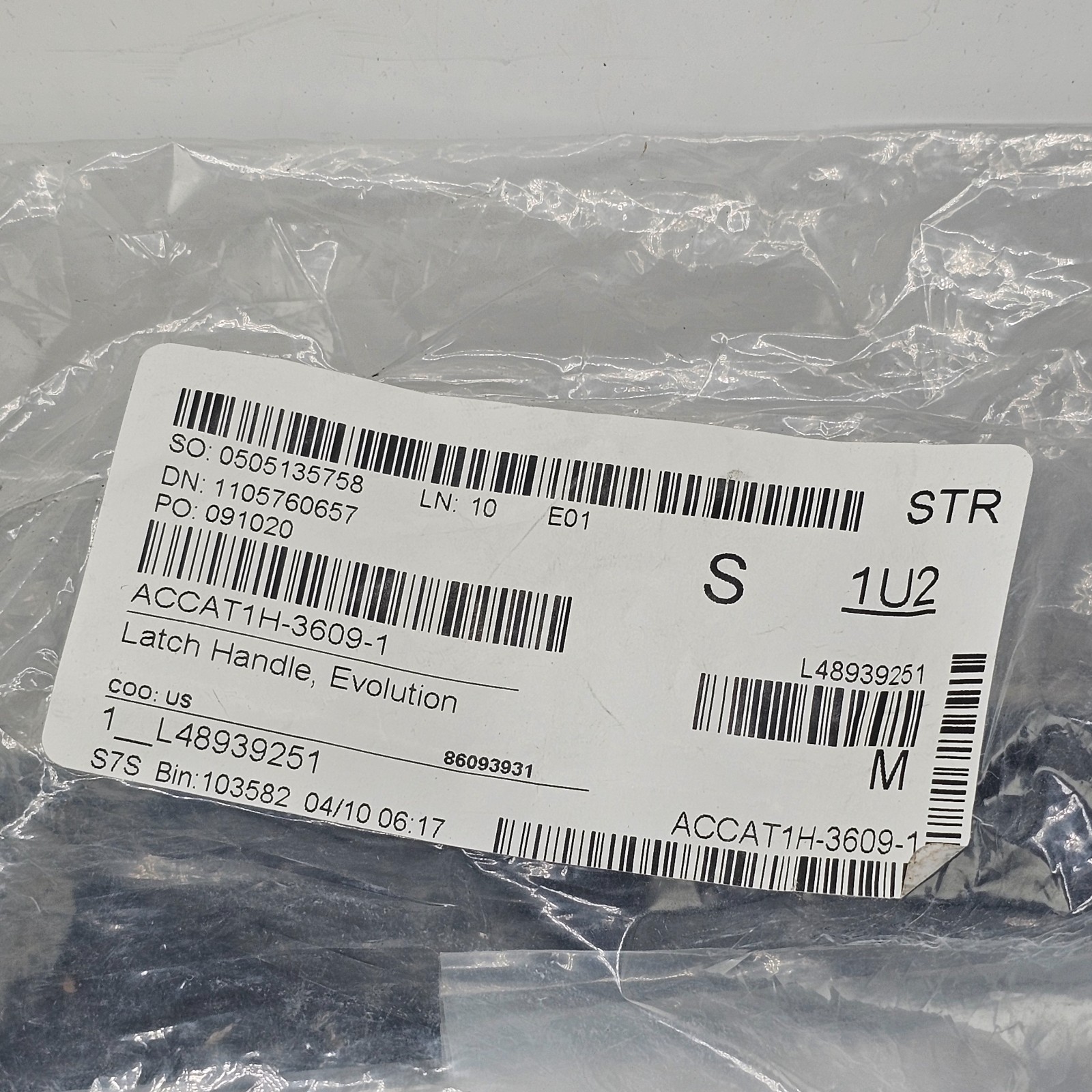 Component Hardware Group AccuTemp AT1H36091 Latch Assembly R26 Series