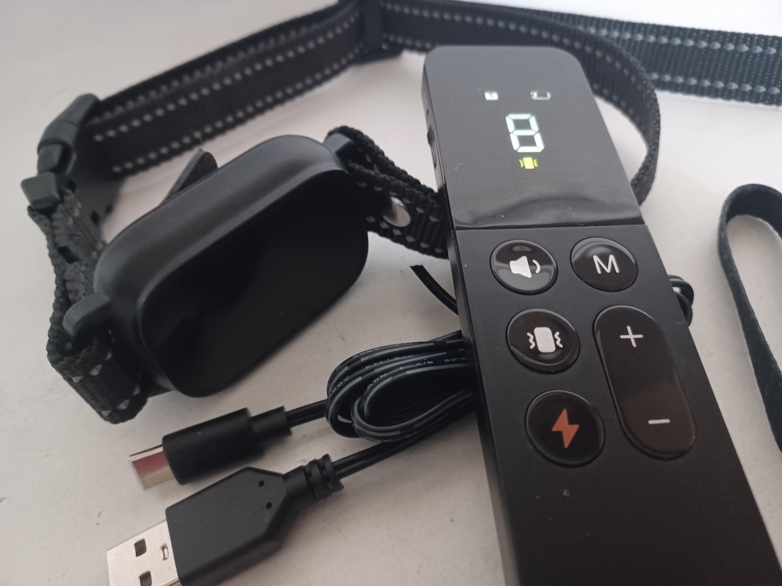 Evuime Dog Training Collar w/ Remote Smart Dog Shock Collar 3 Training Mode AP06