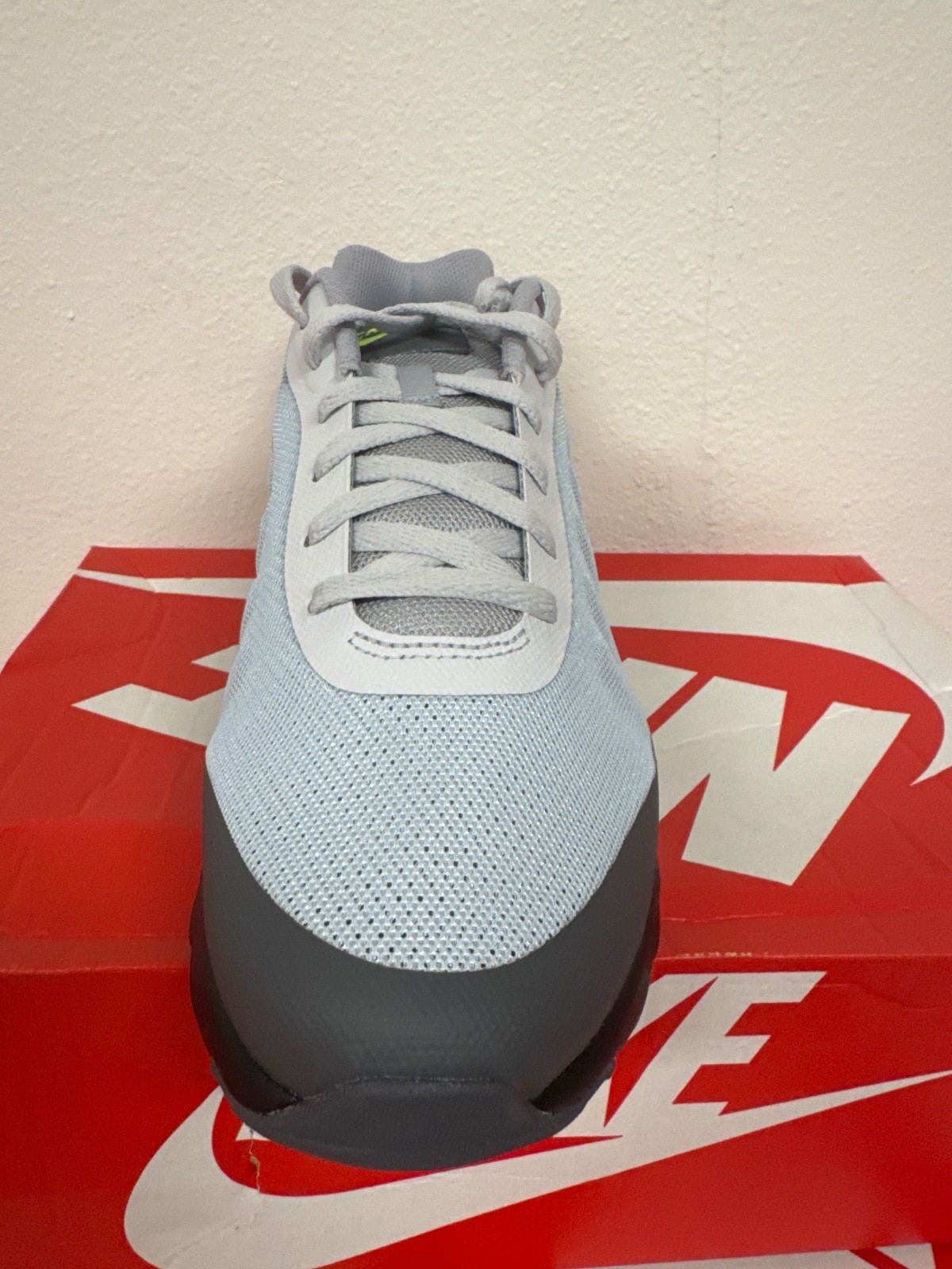MEN Nike Air Max Invigor