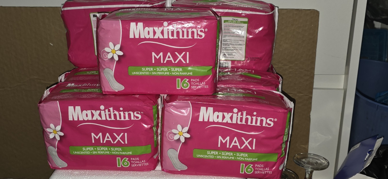 Maxithins Super Maxi Pads 16-ct Pack Feminine Care Unscented Sanitary Lot