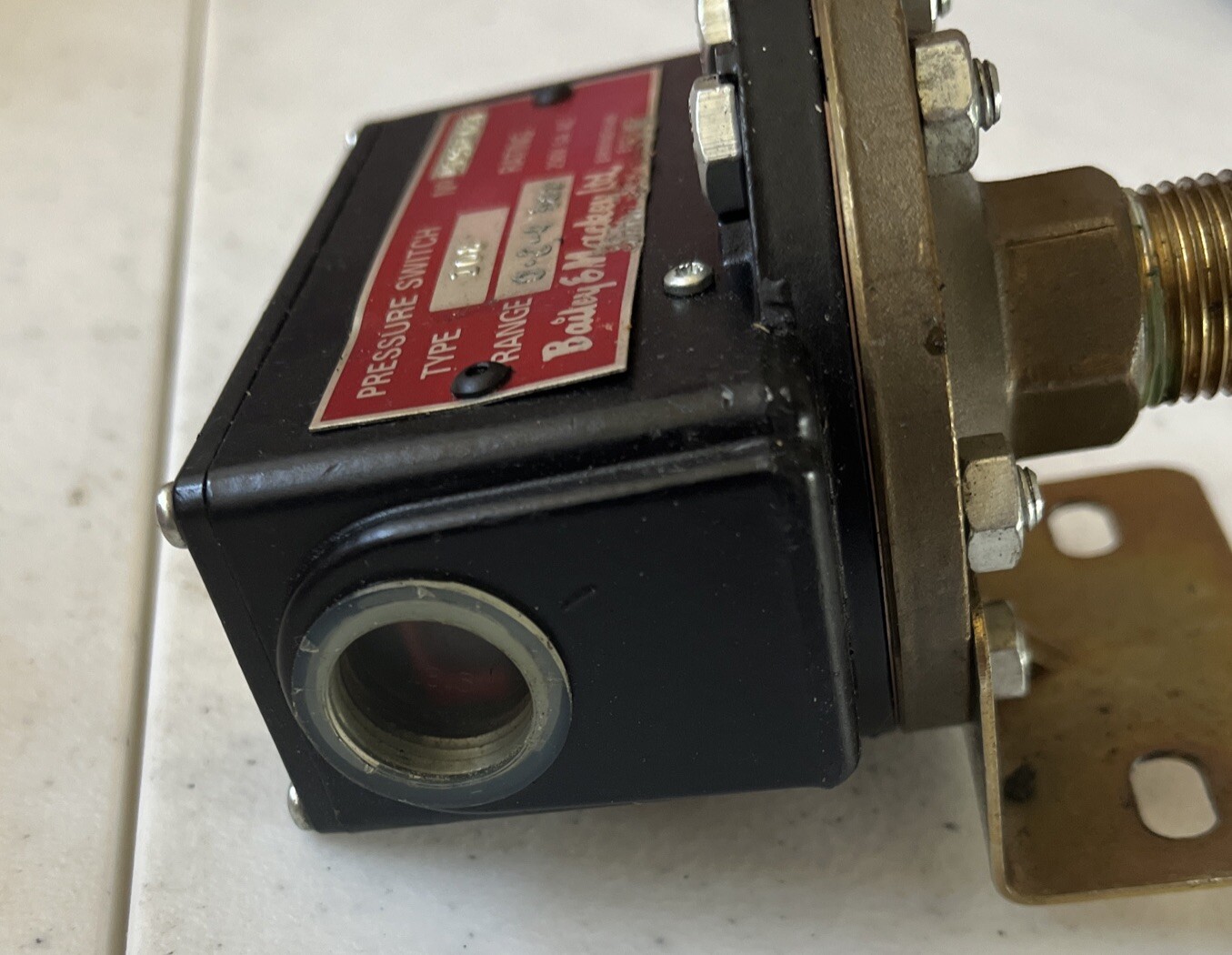Bailey & Mackey Pressure Switch #41914051 Type 108