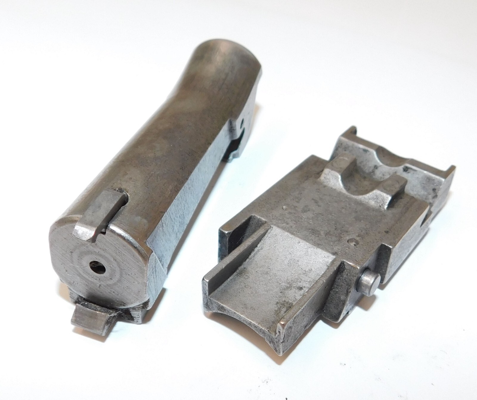 Ithaca 37 Featherlight 20 Ga. Complete Bolt & Slide Assembly #Q374