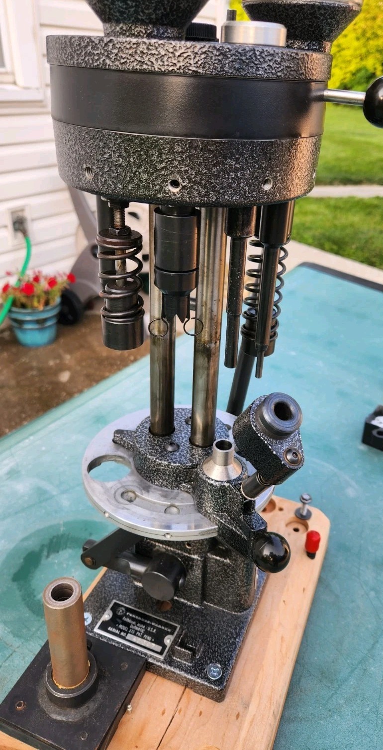 Ponsness-Warren Model 375 Reloading Press.