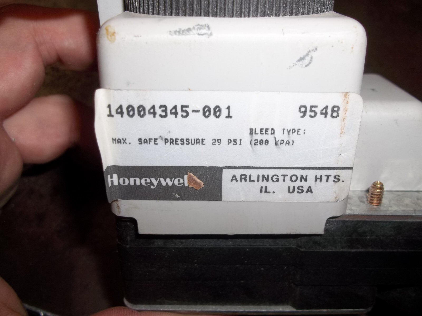 HONEYWELL 14004345-001 ACTUATOR POSITIONER (165-1)