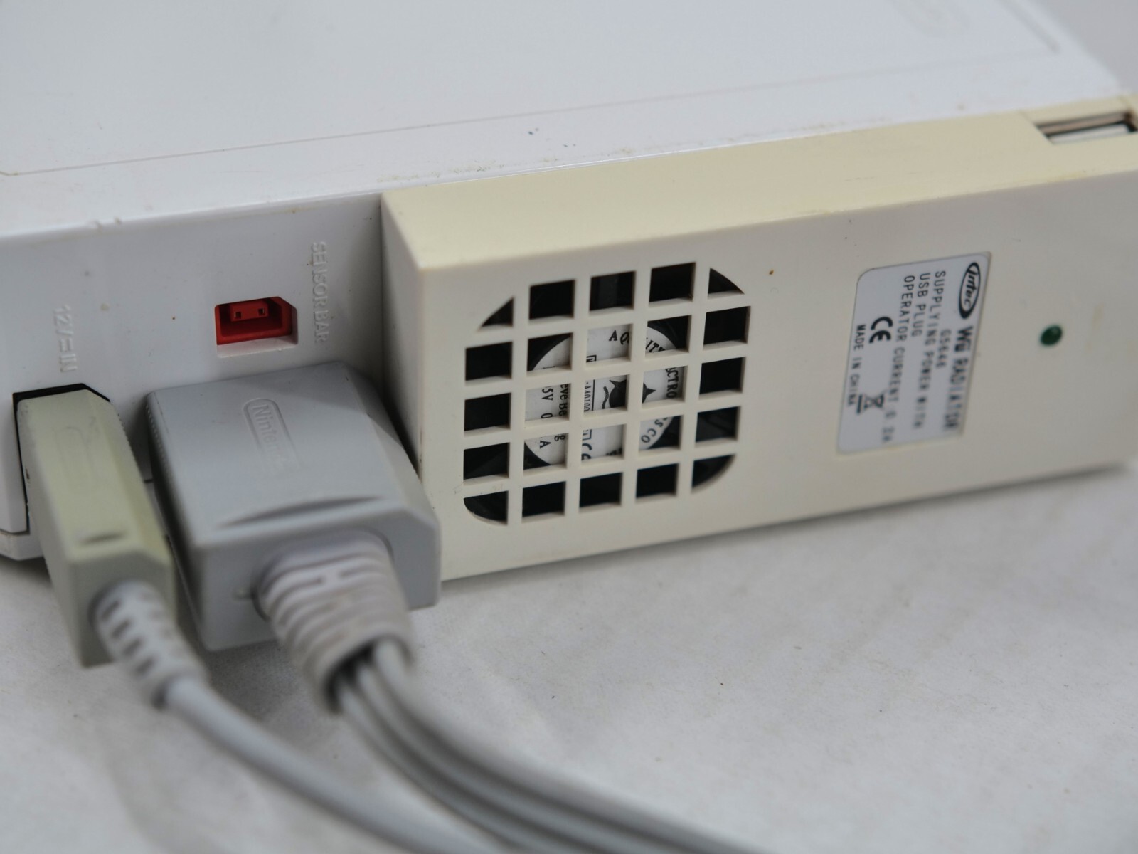 Nintendo Wii Console RVL-001 OEM Cables Radiator