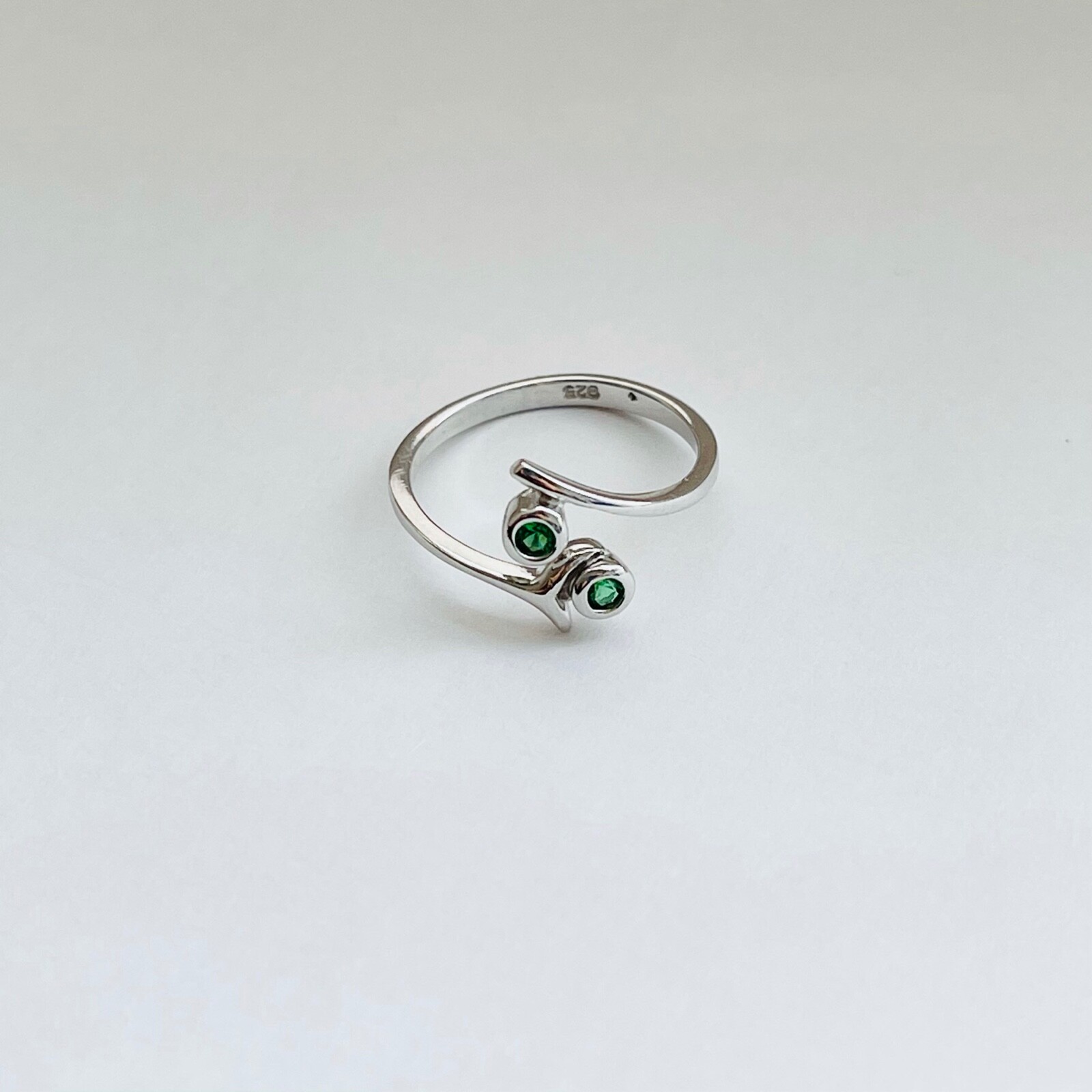 Sterling Silver Toe Ring With Emerald CZ, Silver Ring, CZ Ring, May Birthstone