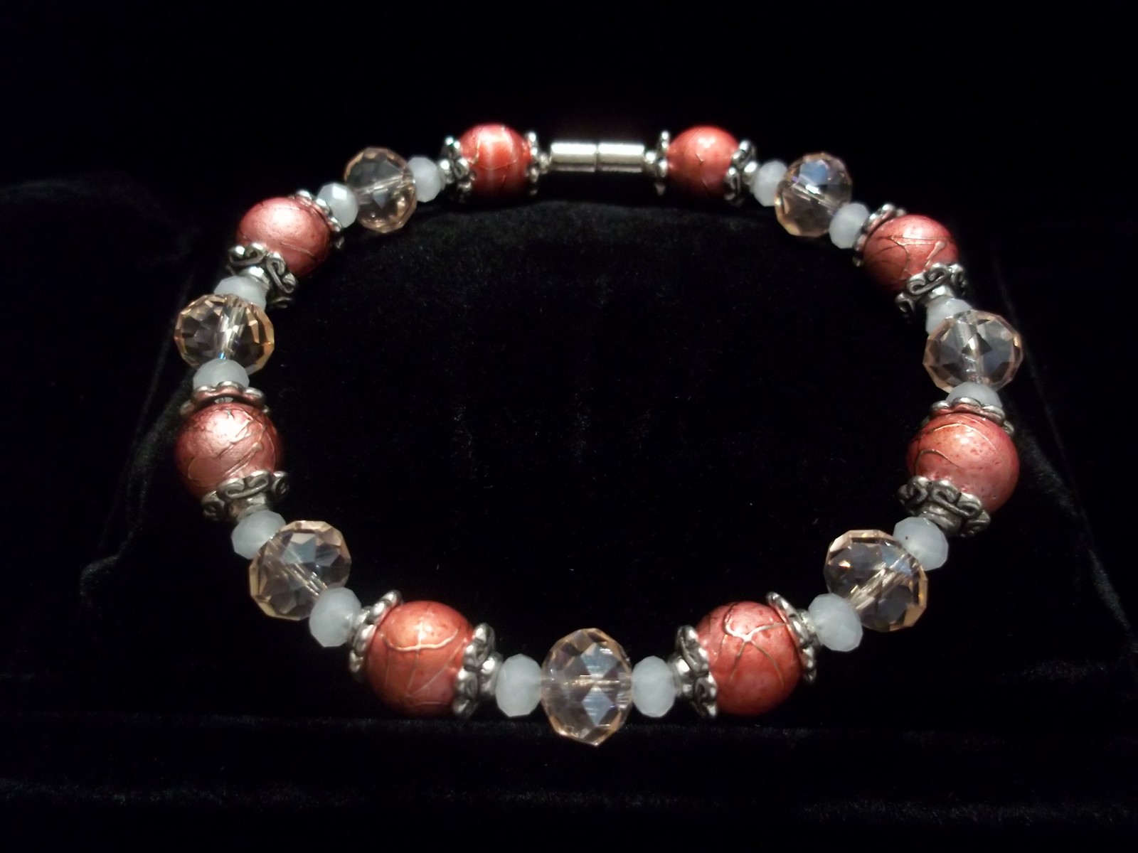 7 1/2 Inch PINK Glass PEARL & Pink CRYSTAL Bead Bracelet by Quality Jewelry M-09