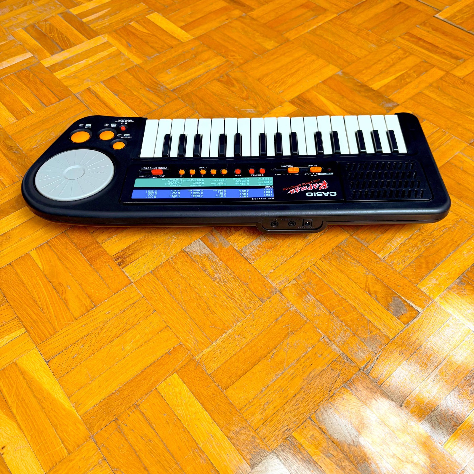 Casio Rapman (Japan,1990) Toy Synth Vocoder and Voice Effector! With microphone!