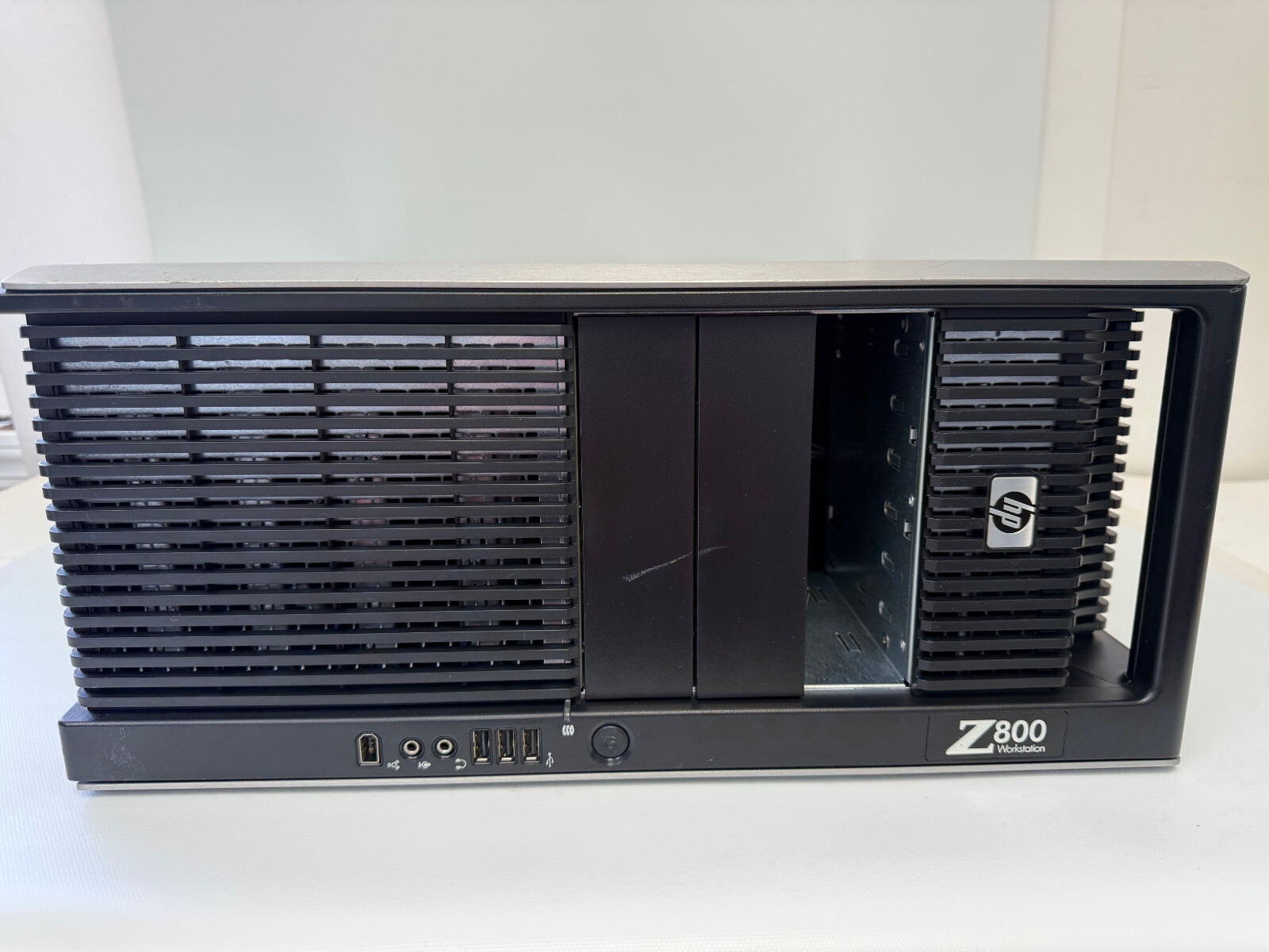 HP Z800 WORKSTATION TOWER EMPTY CASE CHASSIS WITH EXTRAS