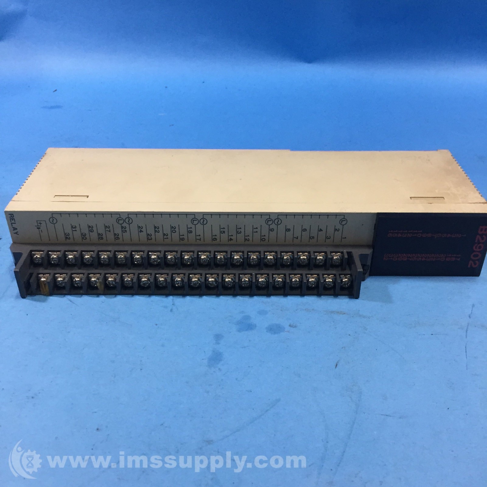 Yaskawa JAMSC-B2902 Relay Output Module FNIP