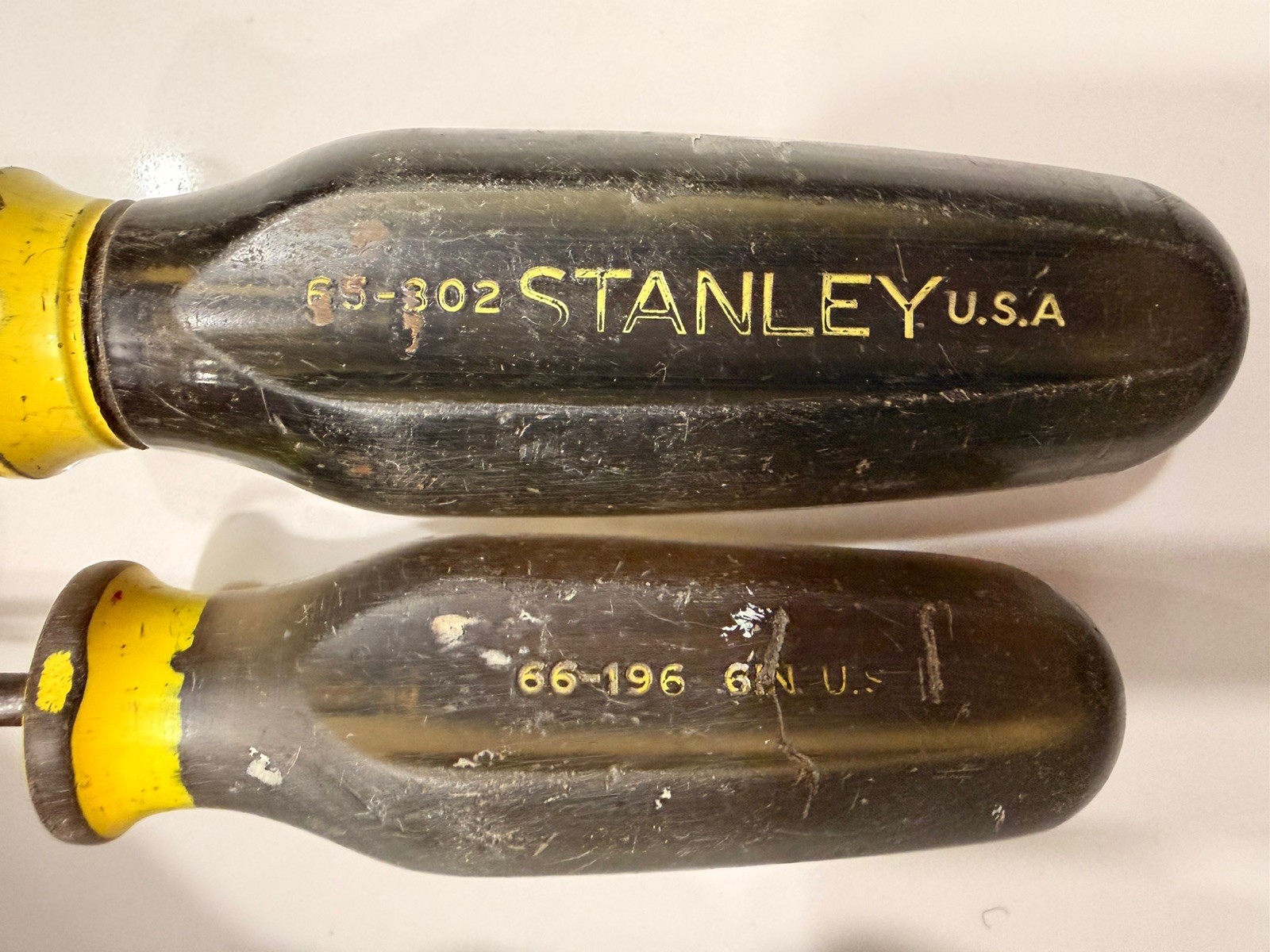 Vintage Set of 2 Stanley Workmaster Screwdrivers 66-196 & 65-302