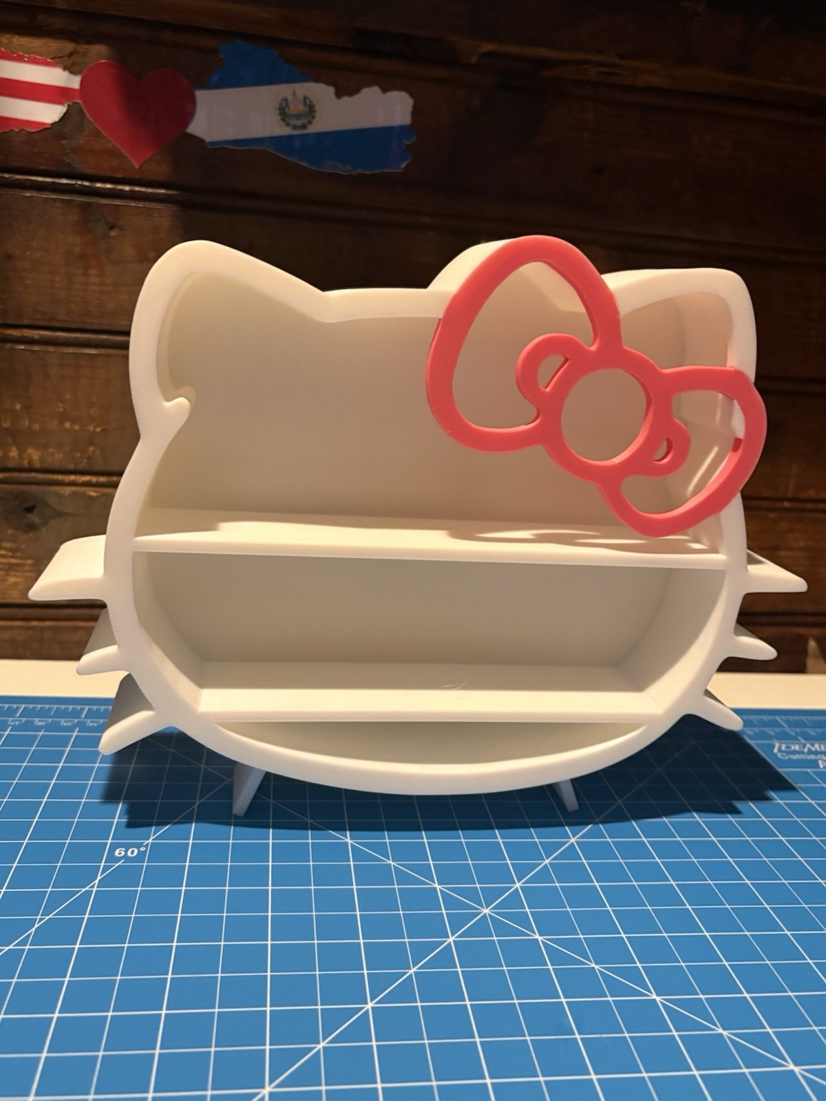 Hello Kitty Inspired Organizer Shelf – Cute Mini Display Stand with Bow