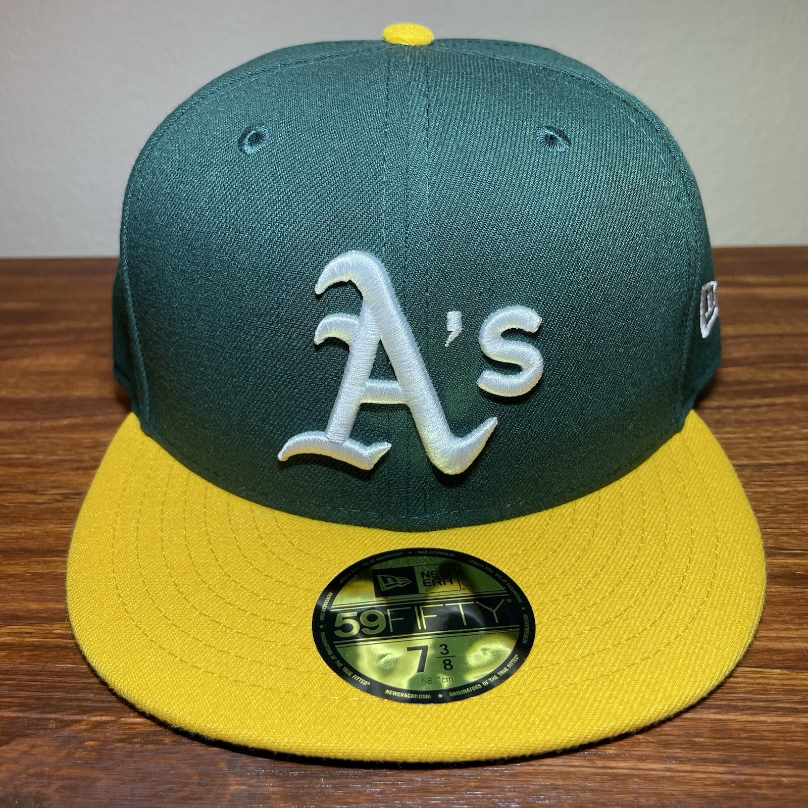 New Era Oakland Athletics 59Fifty Fitted Hat Size 7 3/8 MLB Green Yellow A's Cap
