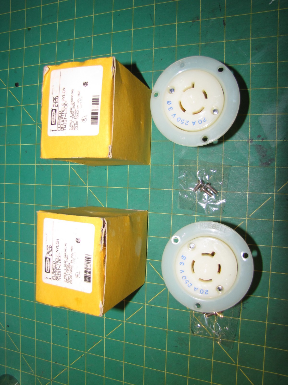 Hubbell HBL2426 Flange Receptacle Insulgrip Twist-Lock