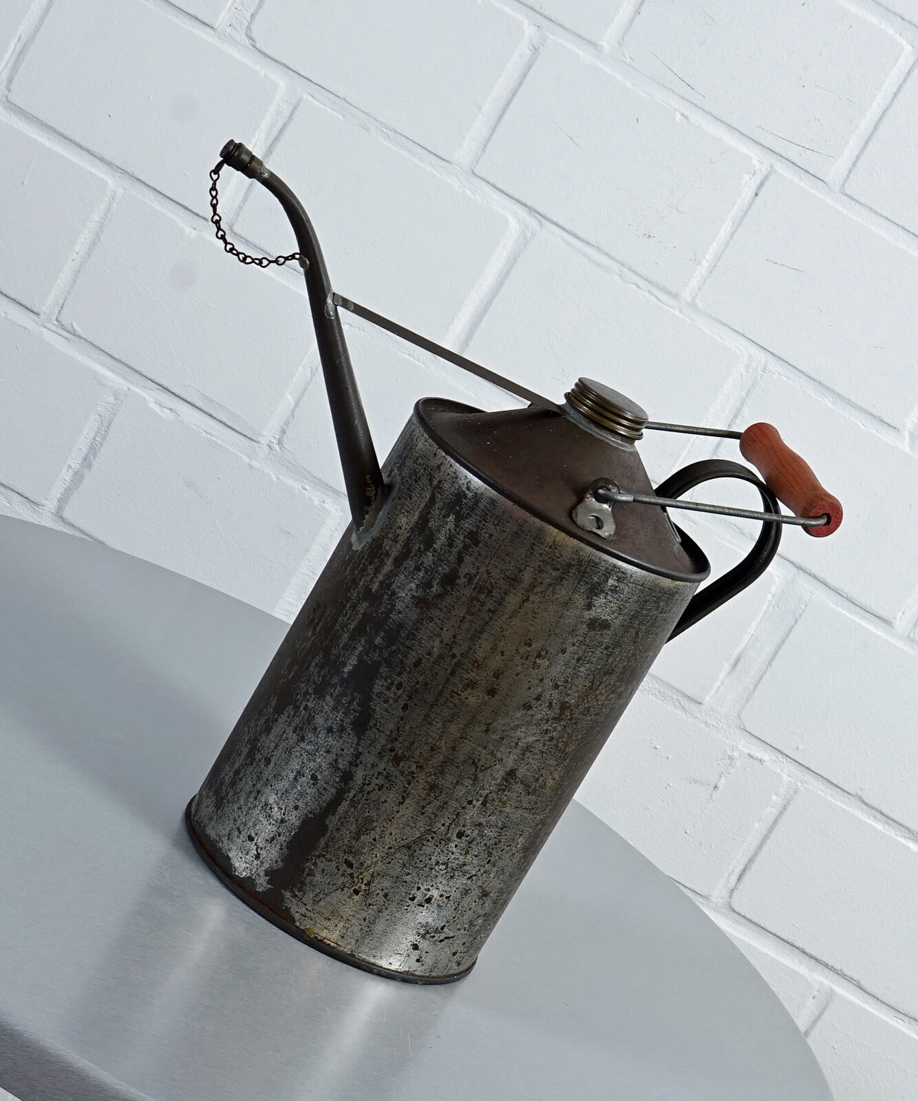5 L canister for e.g. petrol kerosene spirit oil etc... vintage 1950s.