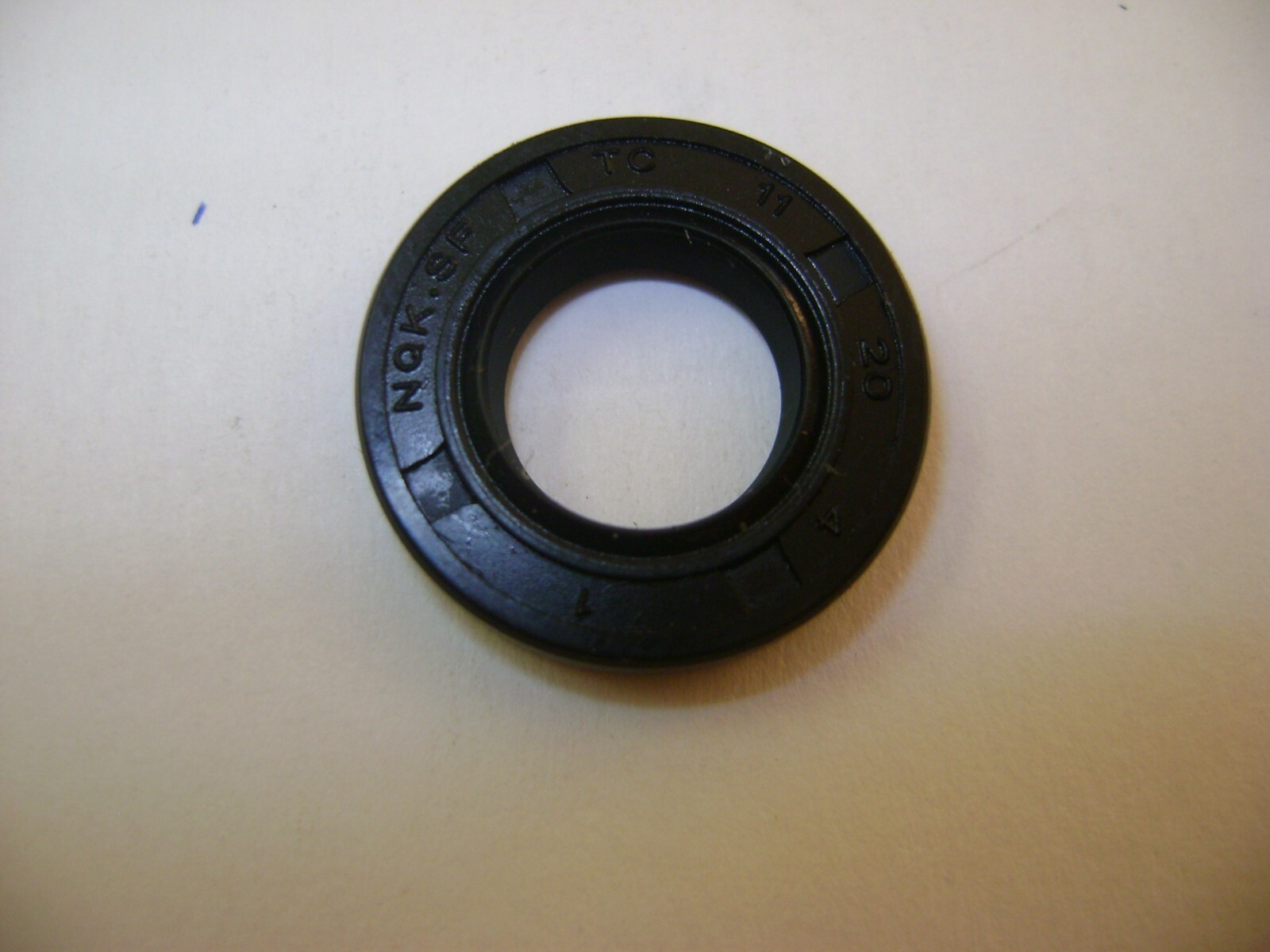 NEW TC 11X20X4 DOUBLE LIPS METRIC OIL / DUST SEAL 11mm X 20mm X 4mm