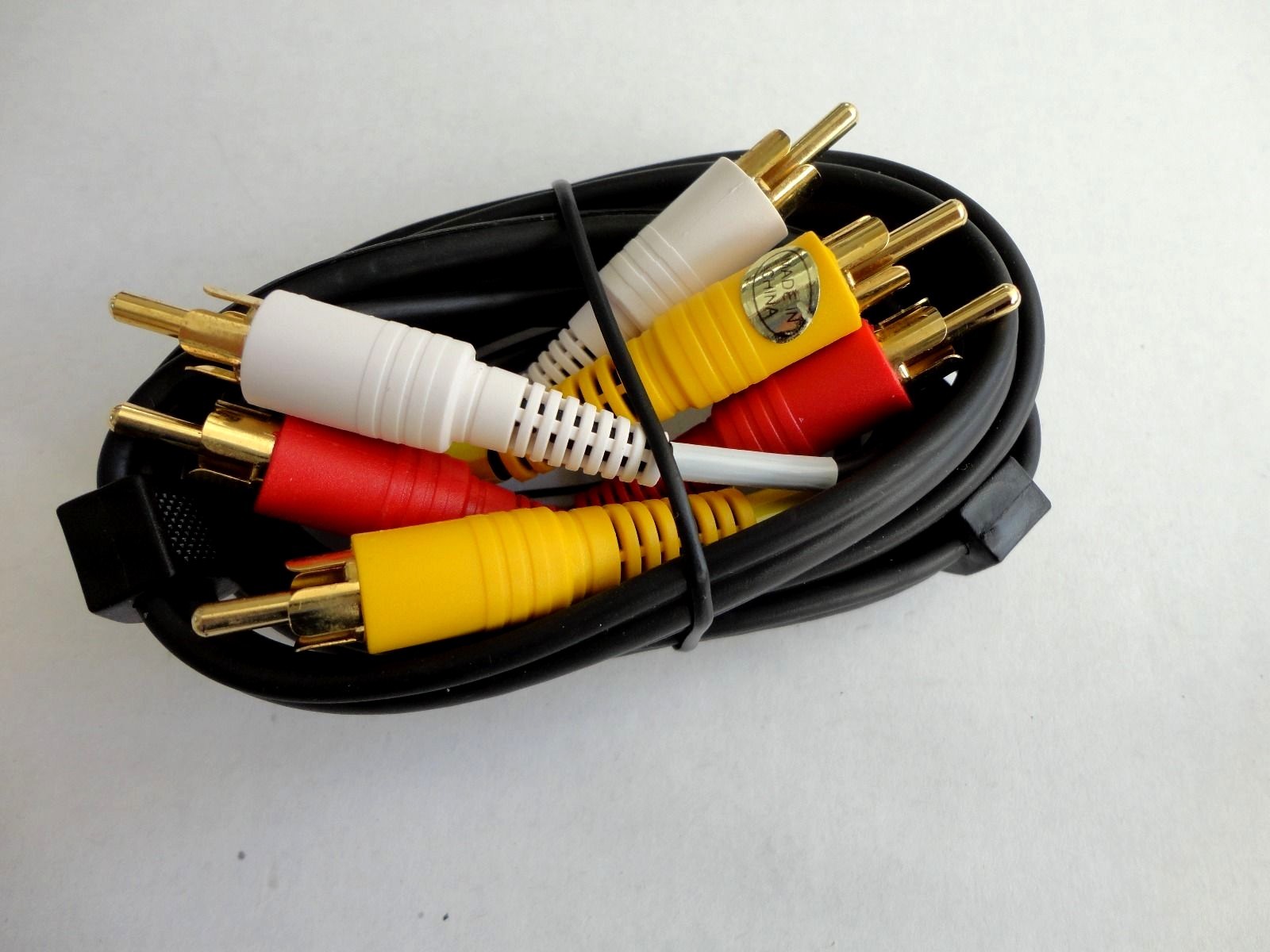 3 Foot Triple GOLD RCA Male Audio/Video Stereo Dubbing Composite Cable 3', 3ft.