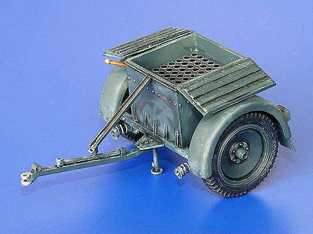 Plus Model 1/35 Sd.Ah.32 7.5cm StuG III Ammo Transport Trailer (Sd.Kfz.252) 178