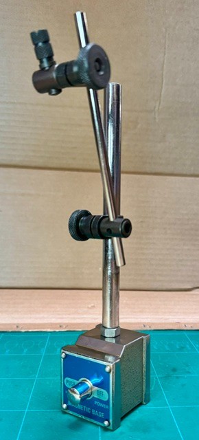 Magnetic Base With Fine Adjustment Stainless Steel Model EX DISPLAY