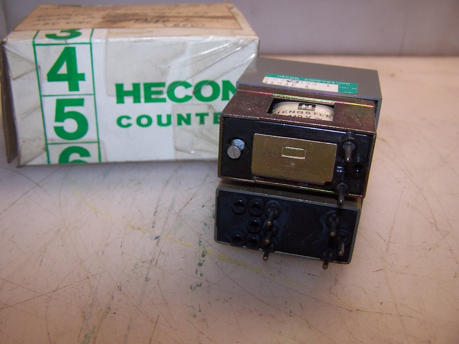 NEW HECON 4 DIGIT COUNTER MODULE 110 VAC G0443189