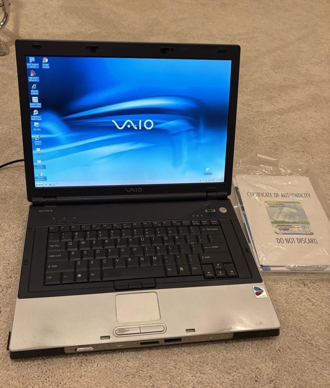 Sony Vaio Vintage Laptop Computer BX561B Works w Power Source Needs New Battery