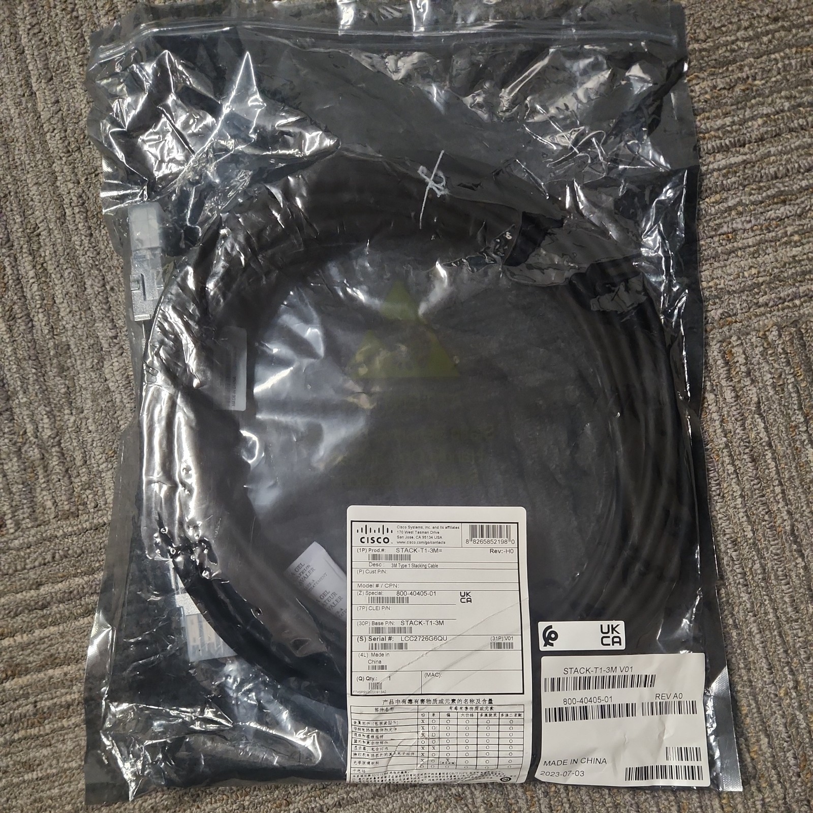 NEW Cisco STACK-T1-3M StackWise 3M Stacking Cable 800-40405-01