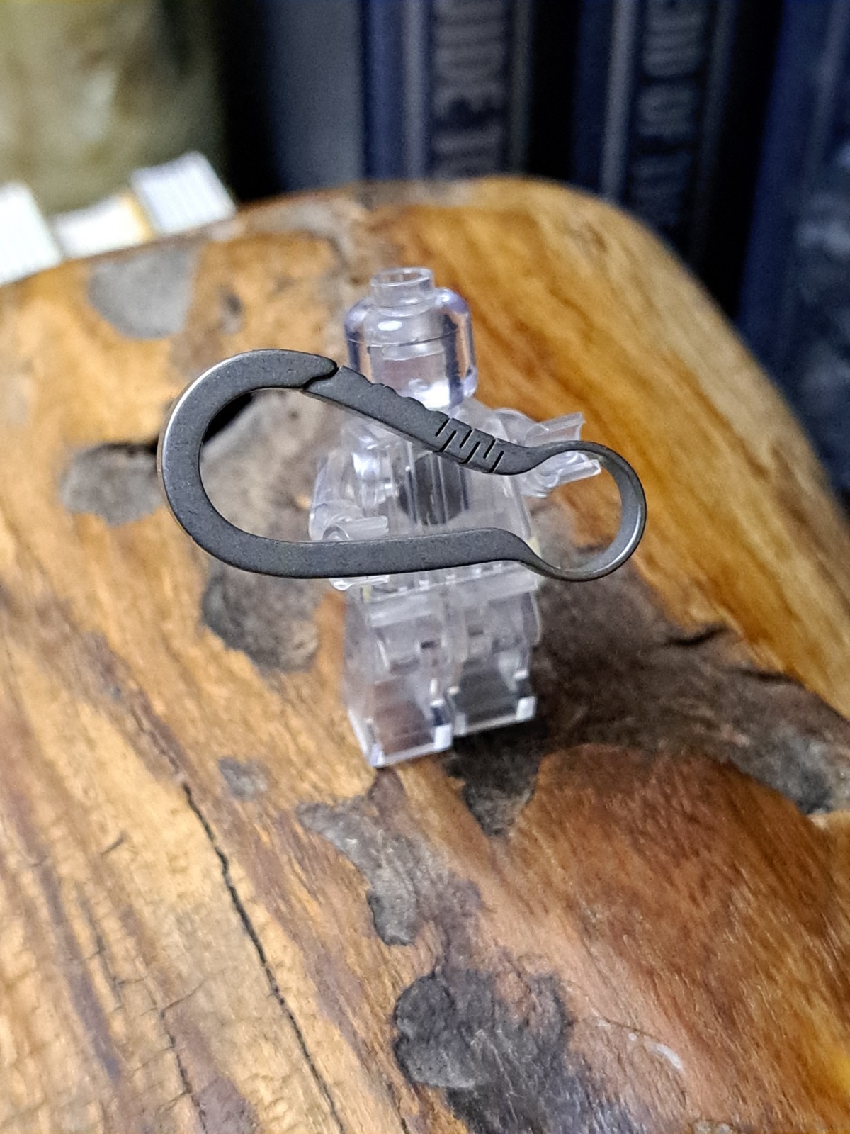 Pro Mini Series Titanium Carabiner