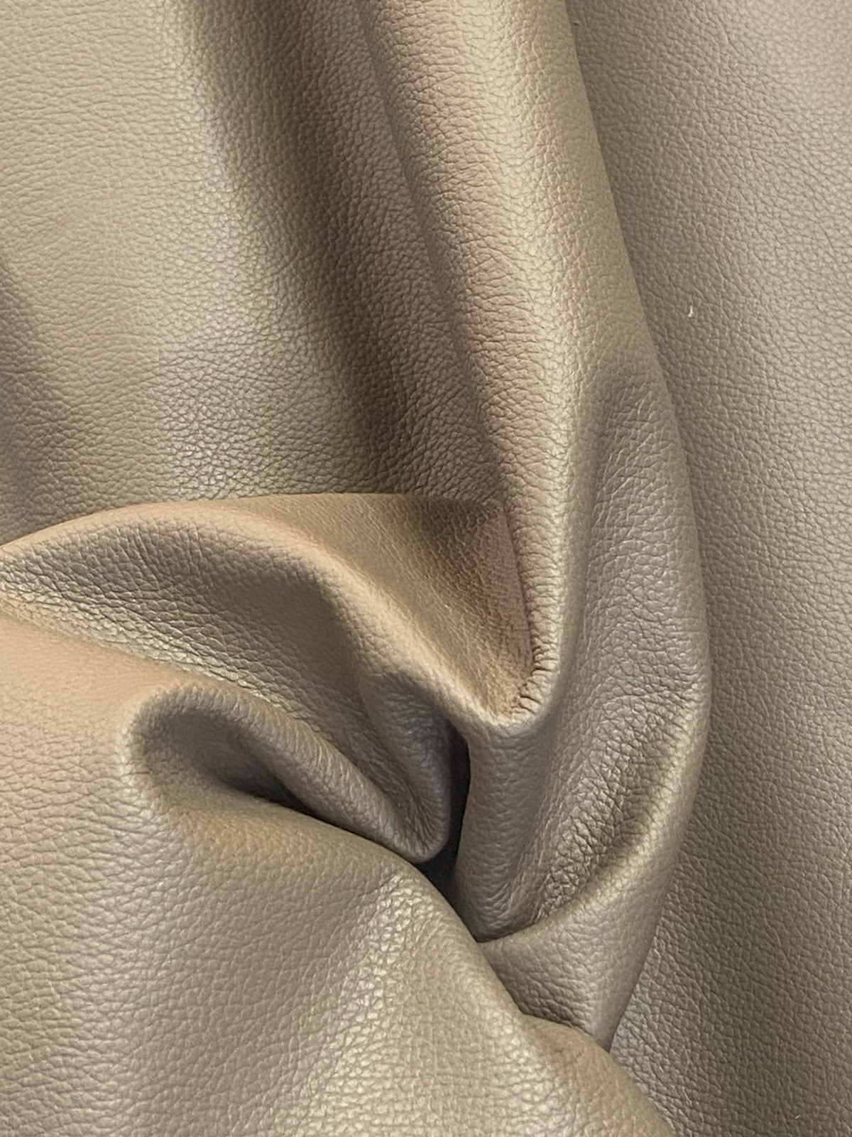 Garrett®️ Avion Sparrow  45-50 Sq Ft Italian Full-Grain  Rich Dark Taupe Leather