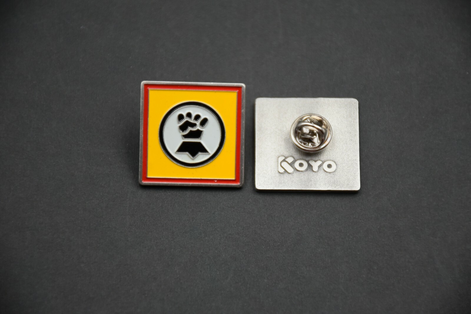Warhammer 40k KOYO Imperial Fists Chapter Pin Badge **Metal**