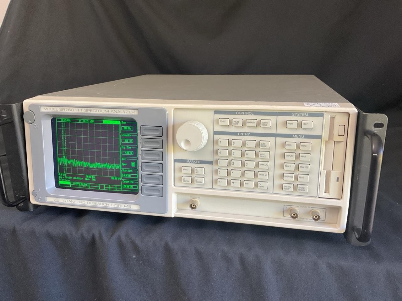 STANFORD RESEARCH  SR760 FFT SPECTRUM ANALYZER AUDIO DISTORTION TESTED