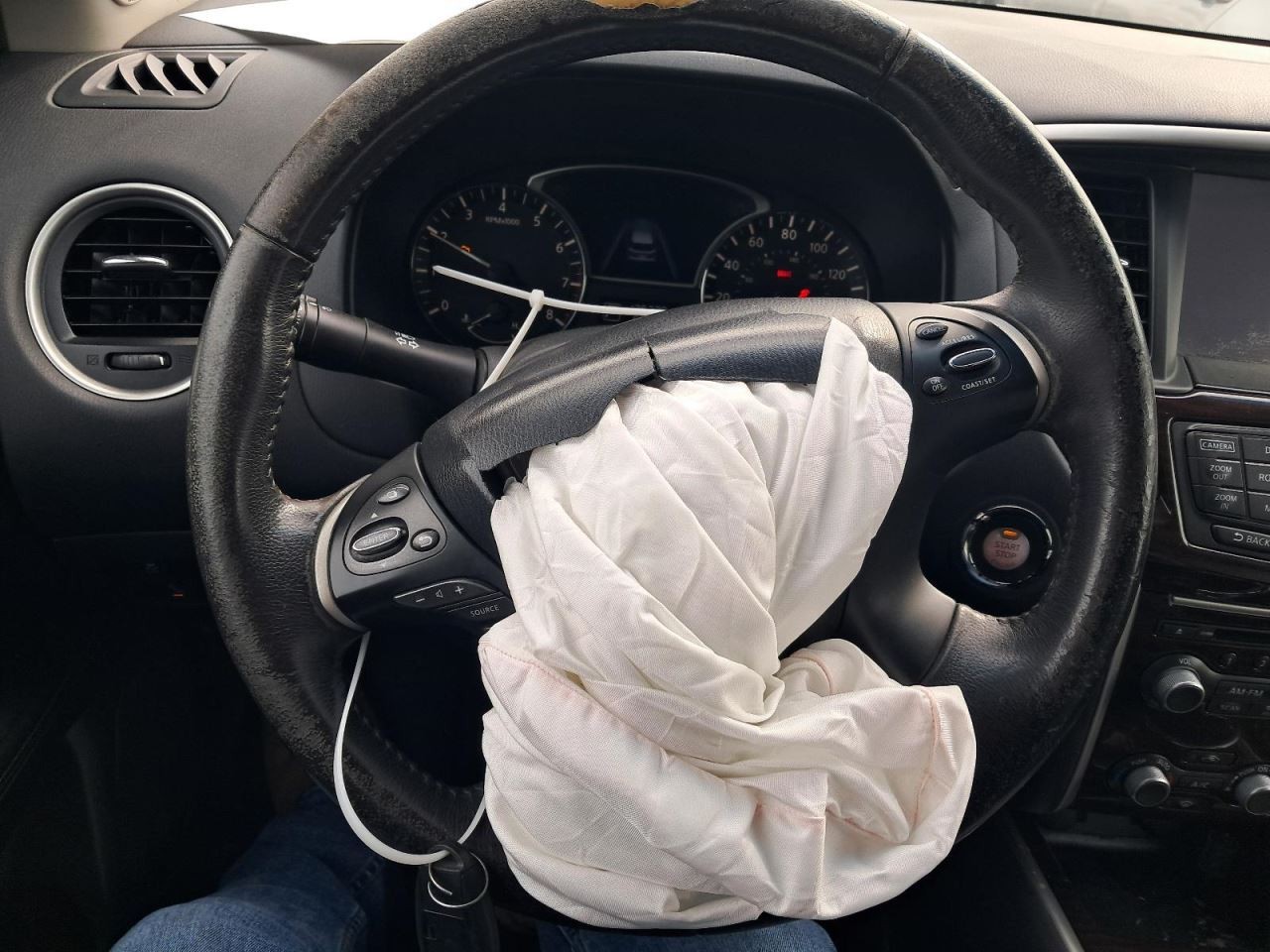 PATHFINDR 2015 Glove Box 4883759