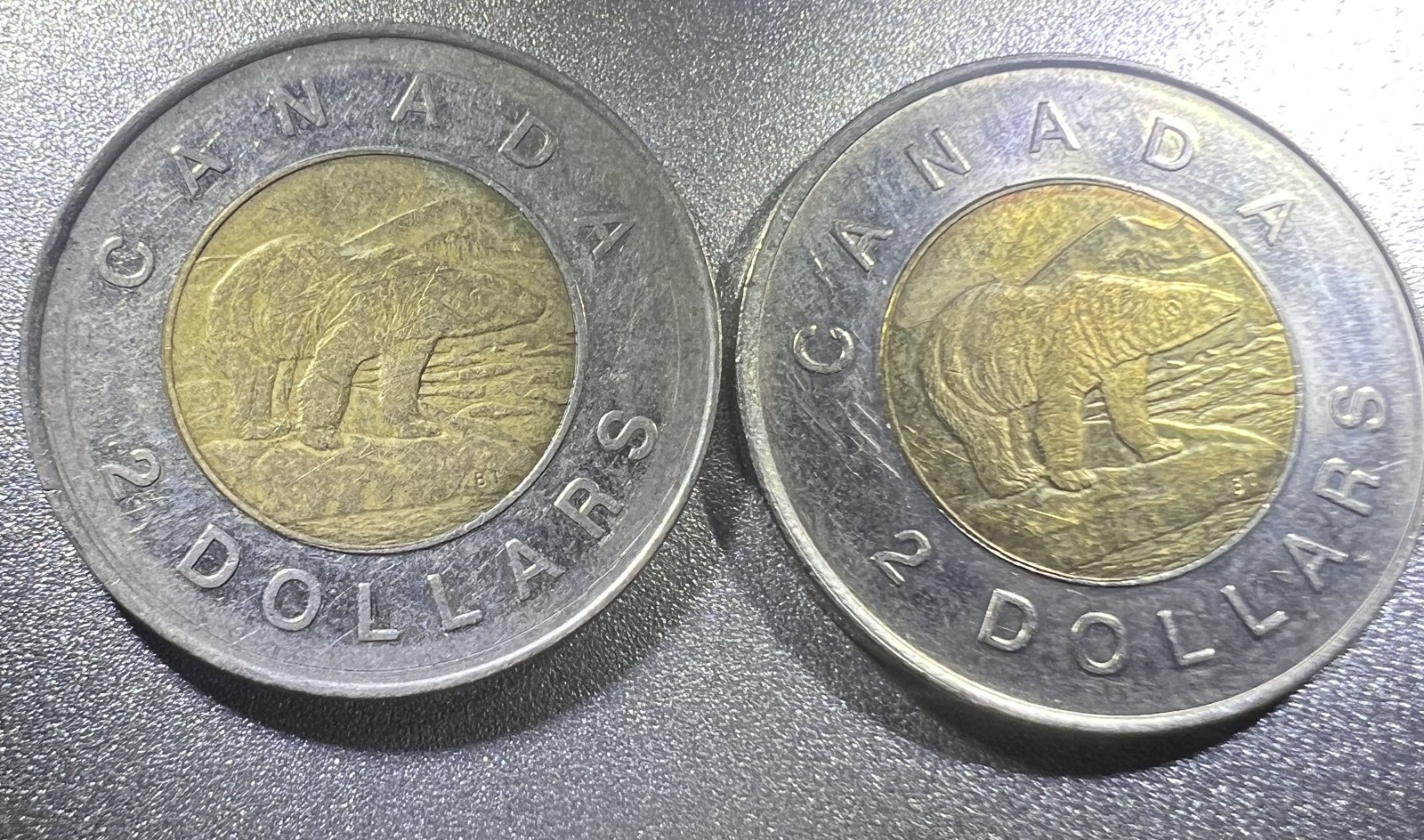 2 each Canada 2 Dollar Coin 1996 Queen Elizabeth II As Pictured