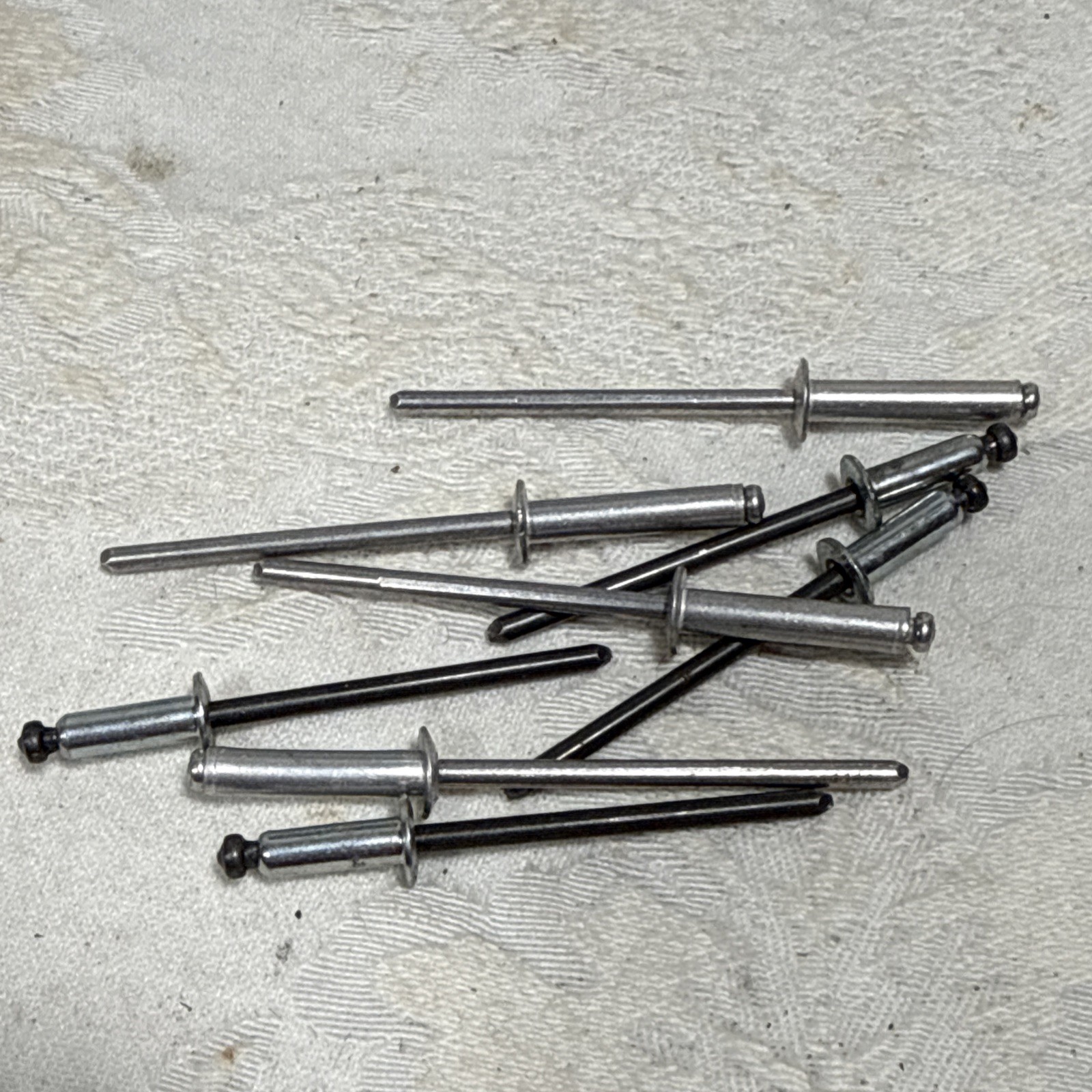 Pop Rivetool Kit K 110 Rivet Tool w Assorted Rivets Bostik Emhart in Package