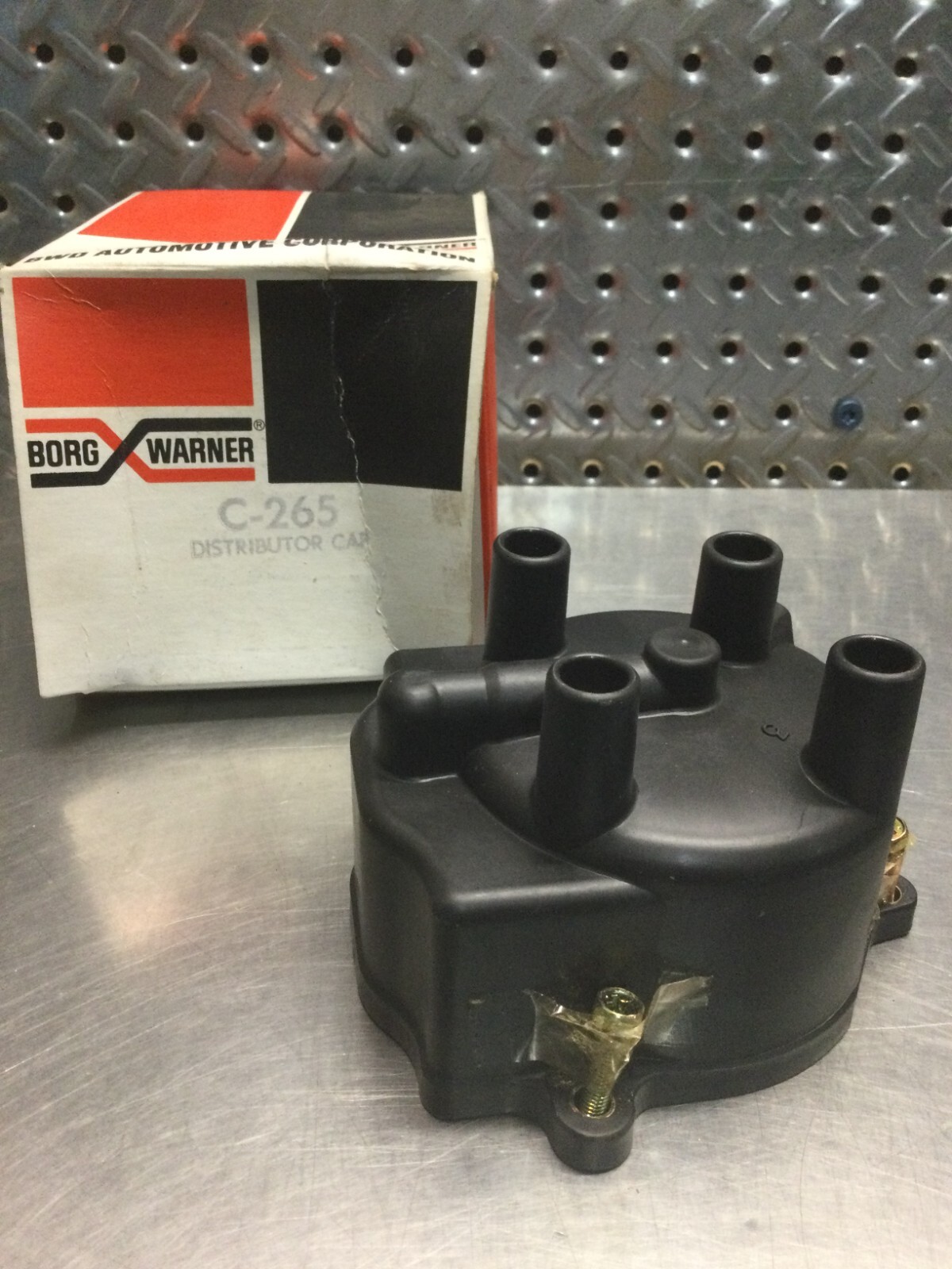 BORGWARNER DISTRIBUTOR CAP C265 t168