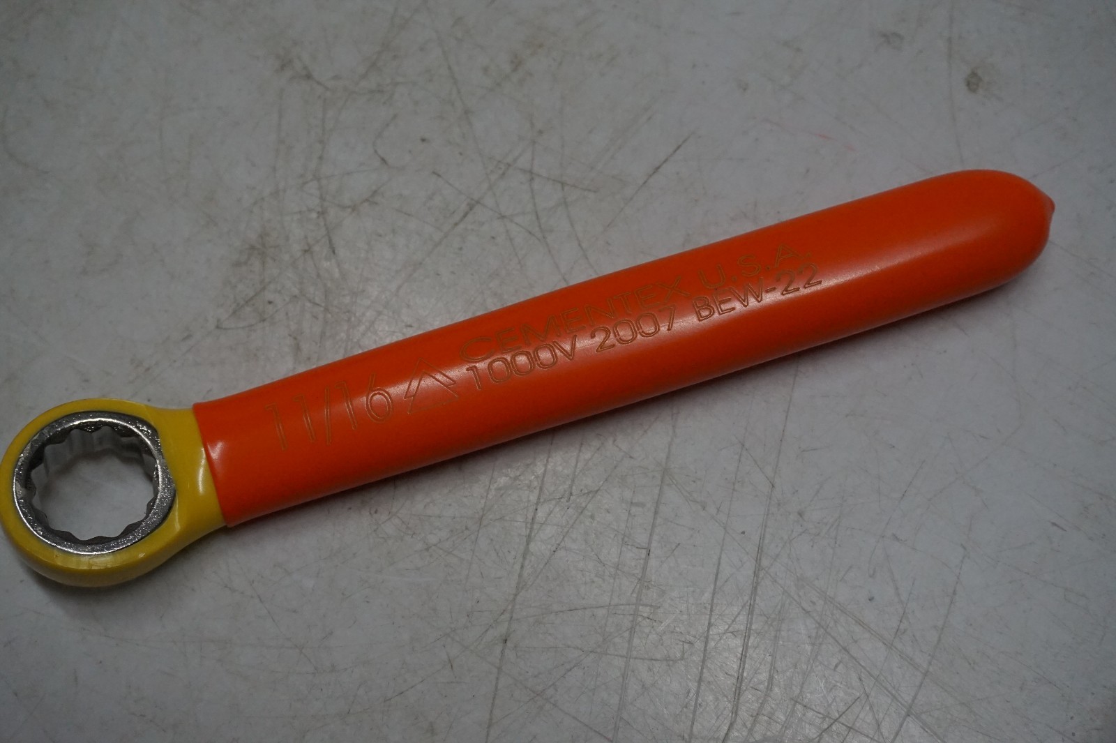 1 pcs Cementex 1000V 2007 BEW-22, 11/16" Insulated Electrician Box End Wrench