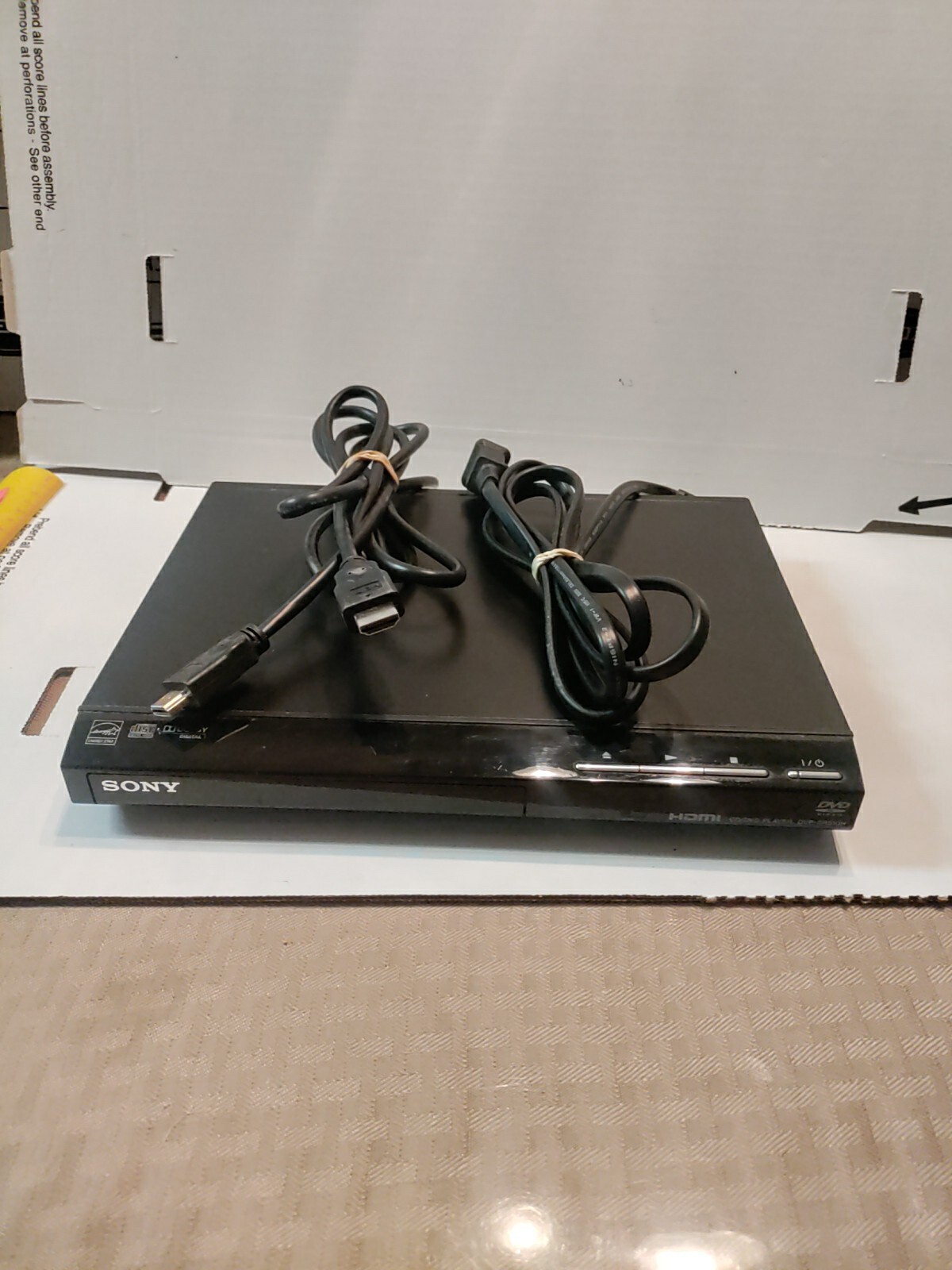 Sony DVD 1080p Upscaling HDMI DVD pPayer - DVP-SR510H  EXCELENT CONDITION